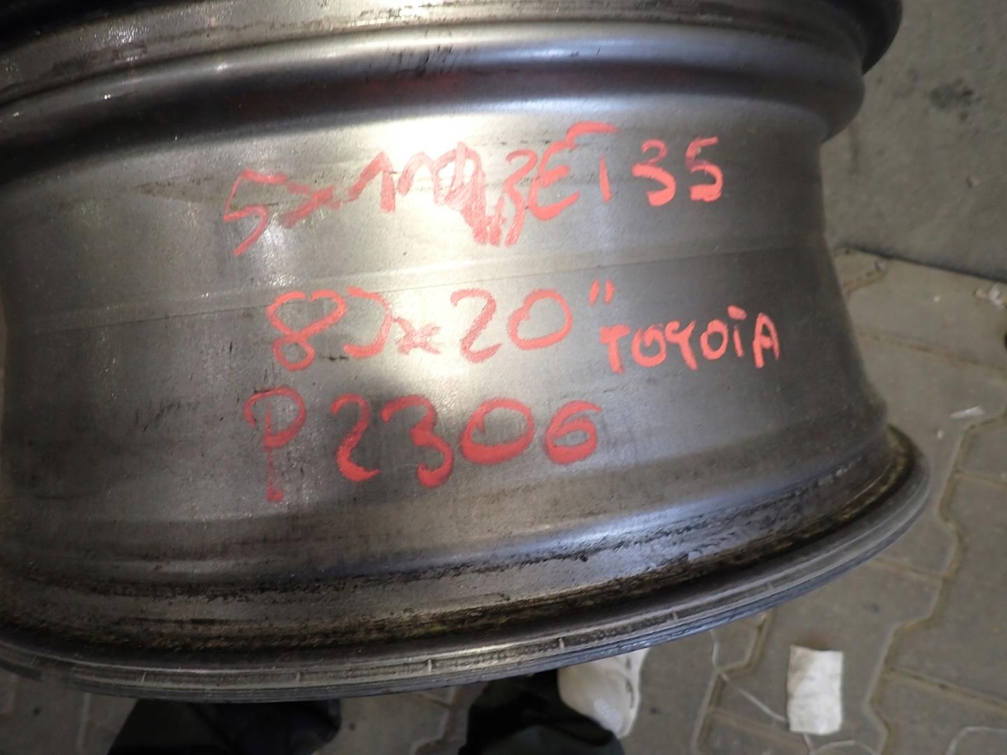 disk disk TOYOTA HIGHLANDER 5x114,3 ET35 8J 20"