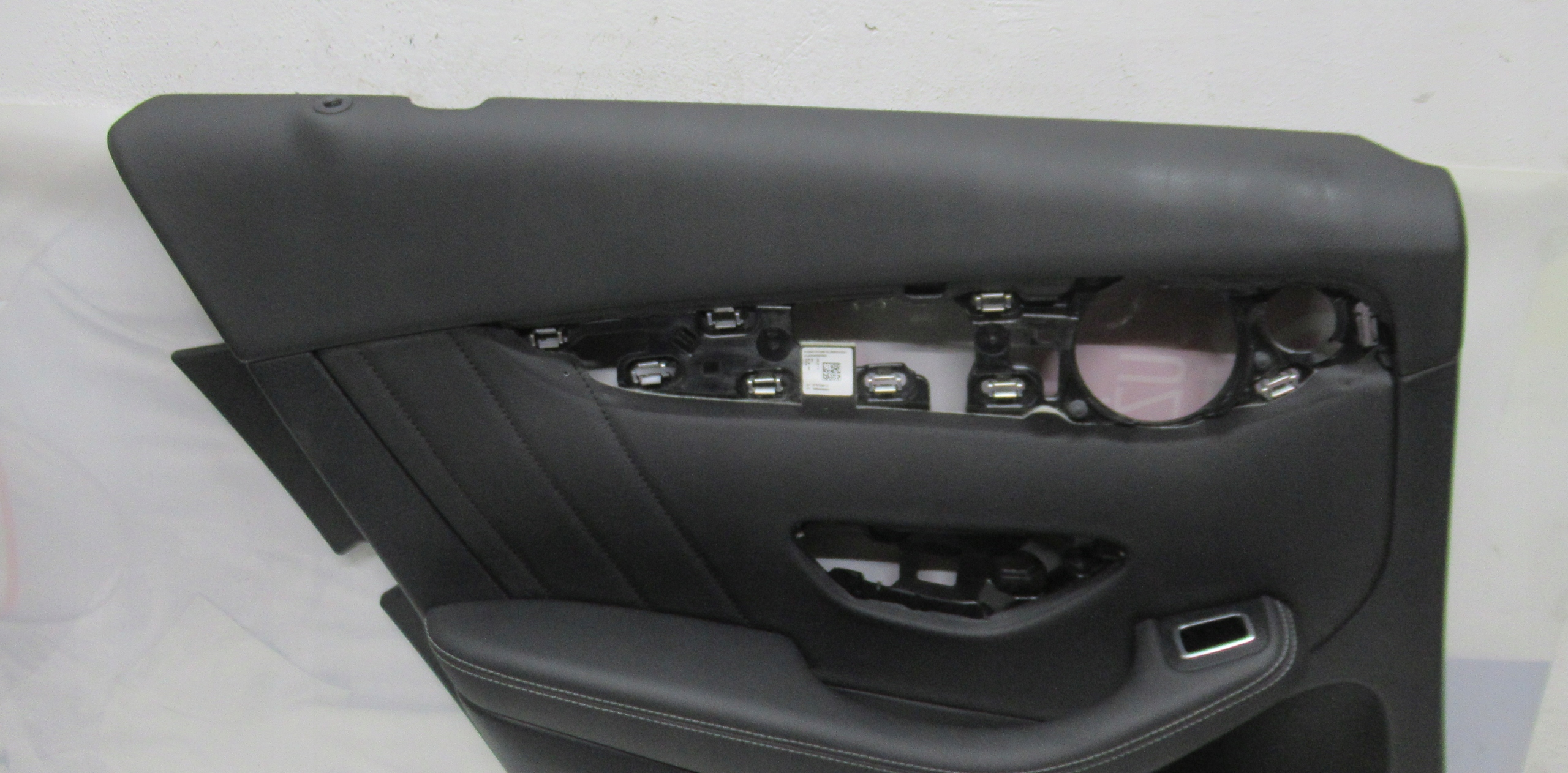 MERCEDES W205 side door left rear part