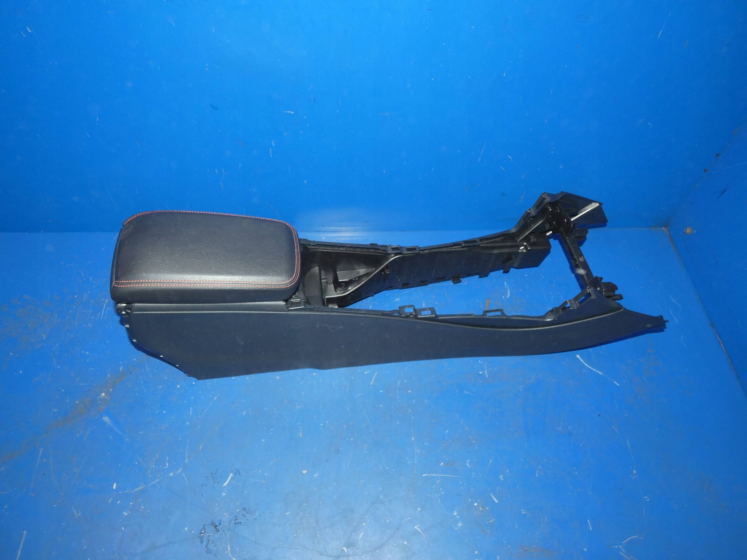 MERCEDES GLA W156 A W176 TUNEL central armrest