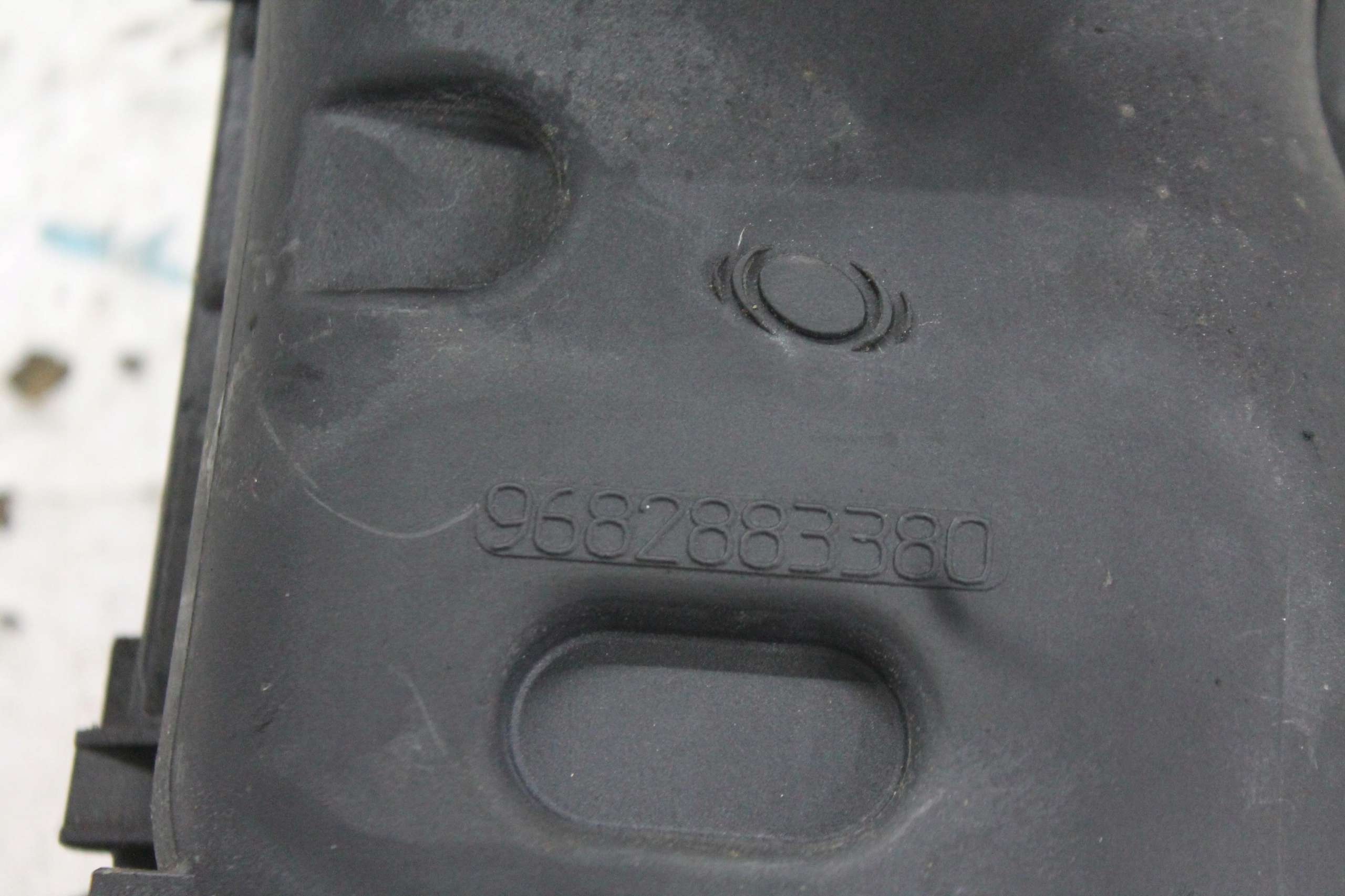 SERVOBEHÄLTER 9682883380 PARTNER II BERLINGO II 1.6 HDI 08-12