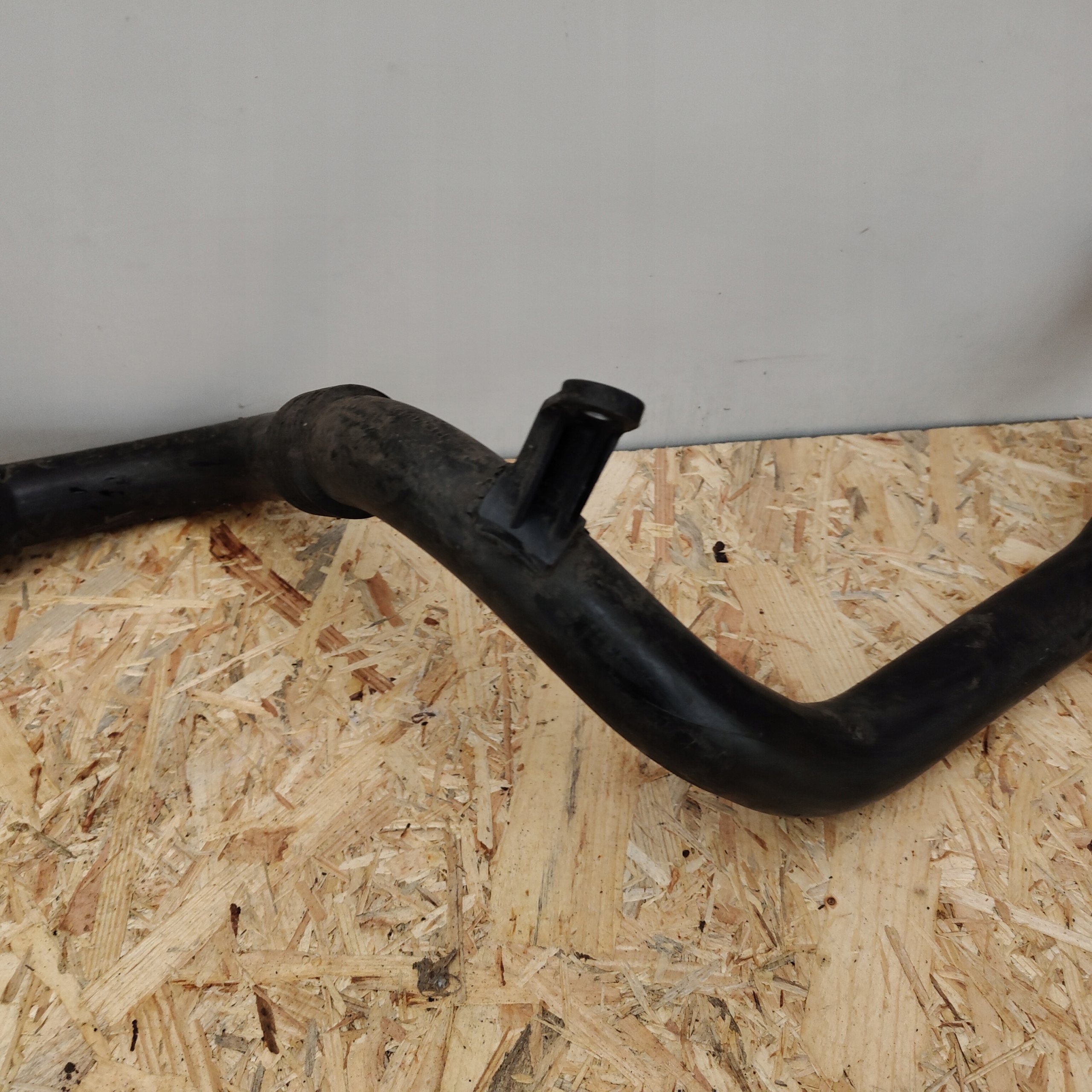 pipe wiring air RENAULT 8200981497