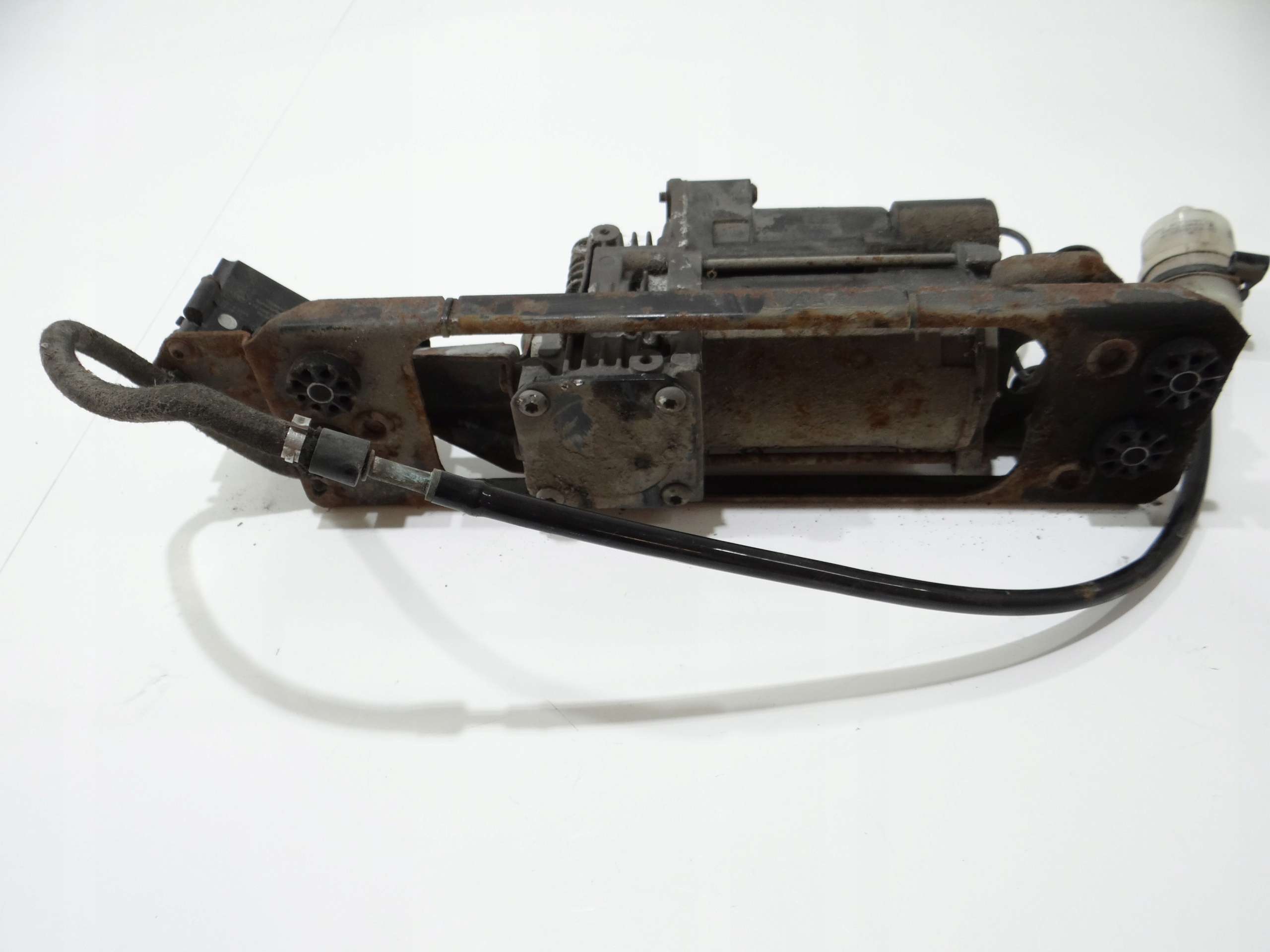 compressor; springing NIVO BMW E61 6777827 (4295714)