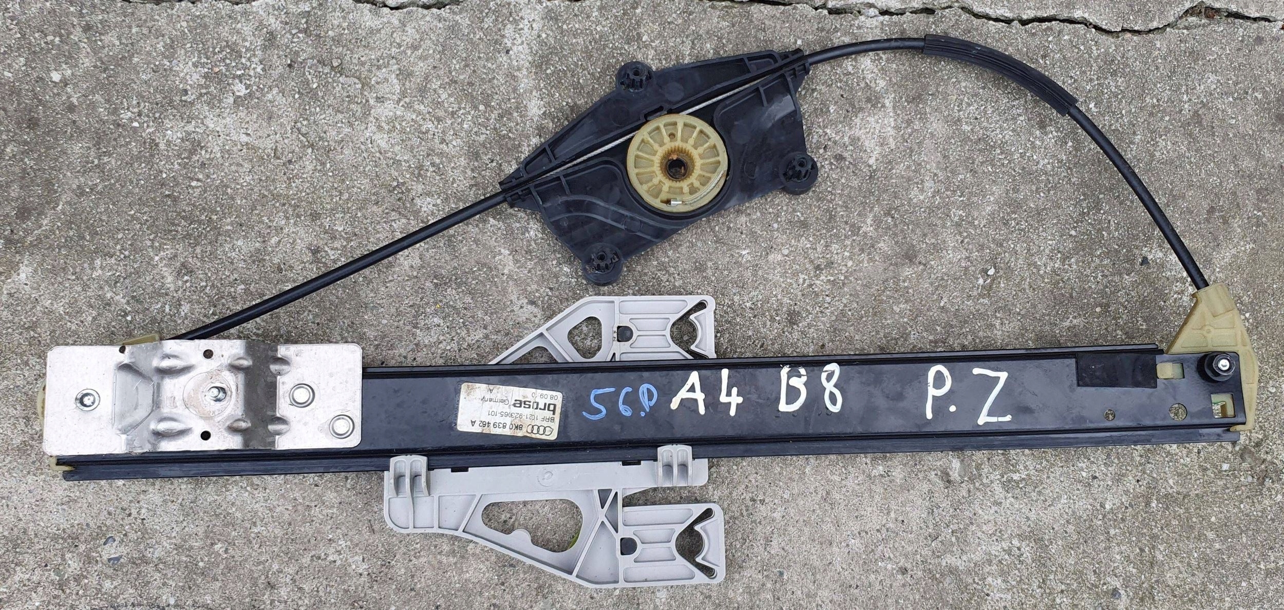 Audi A4 B8 8K0 window regulator right rear part