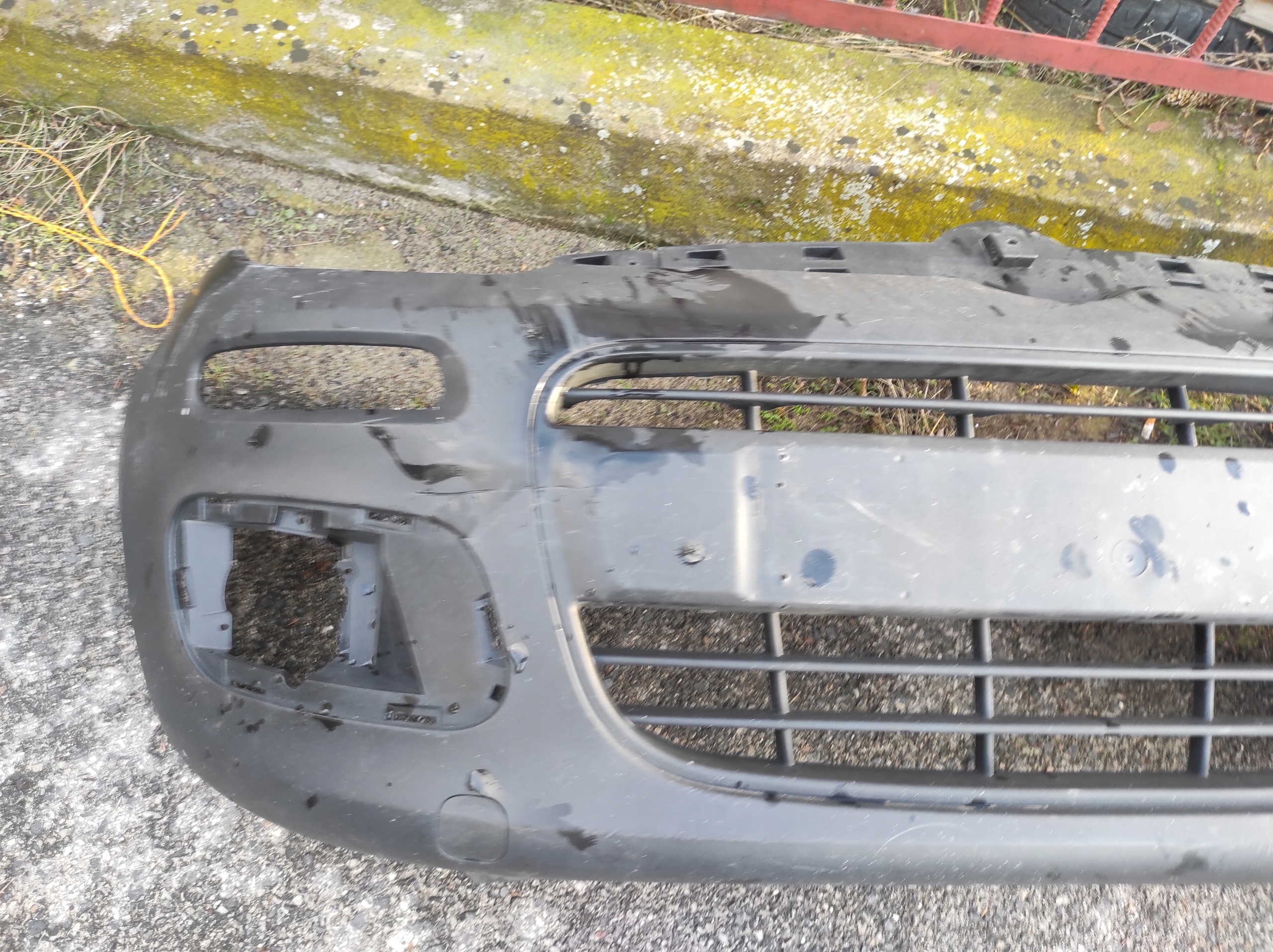 nárazník fiat panda předek přední