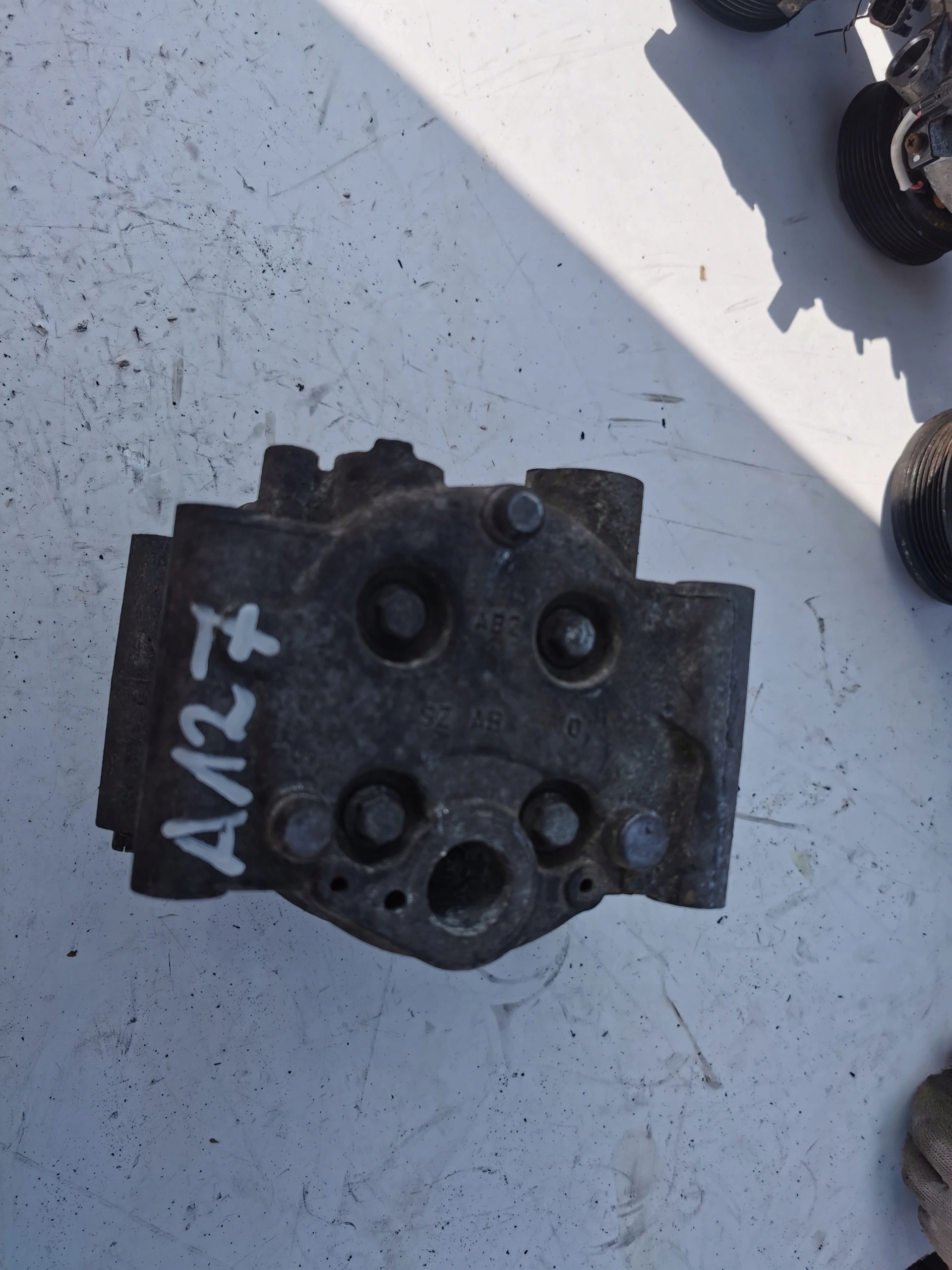 FORD FIESTA MK6 1.4B 6S6H-19D629-AA compressor; KLIM