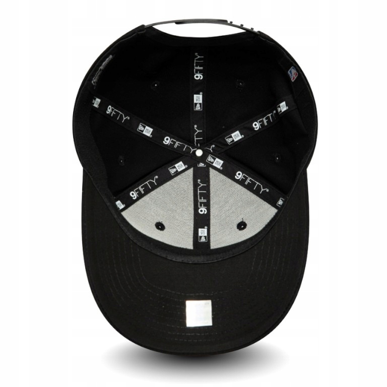 CZAPKA Z DASZKIEM NEW ERA ORYGINALNA HOLOGRAM Kolor czarny