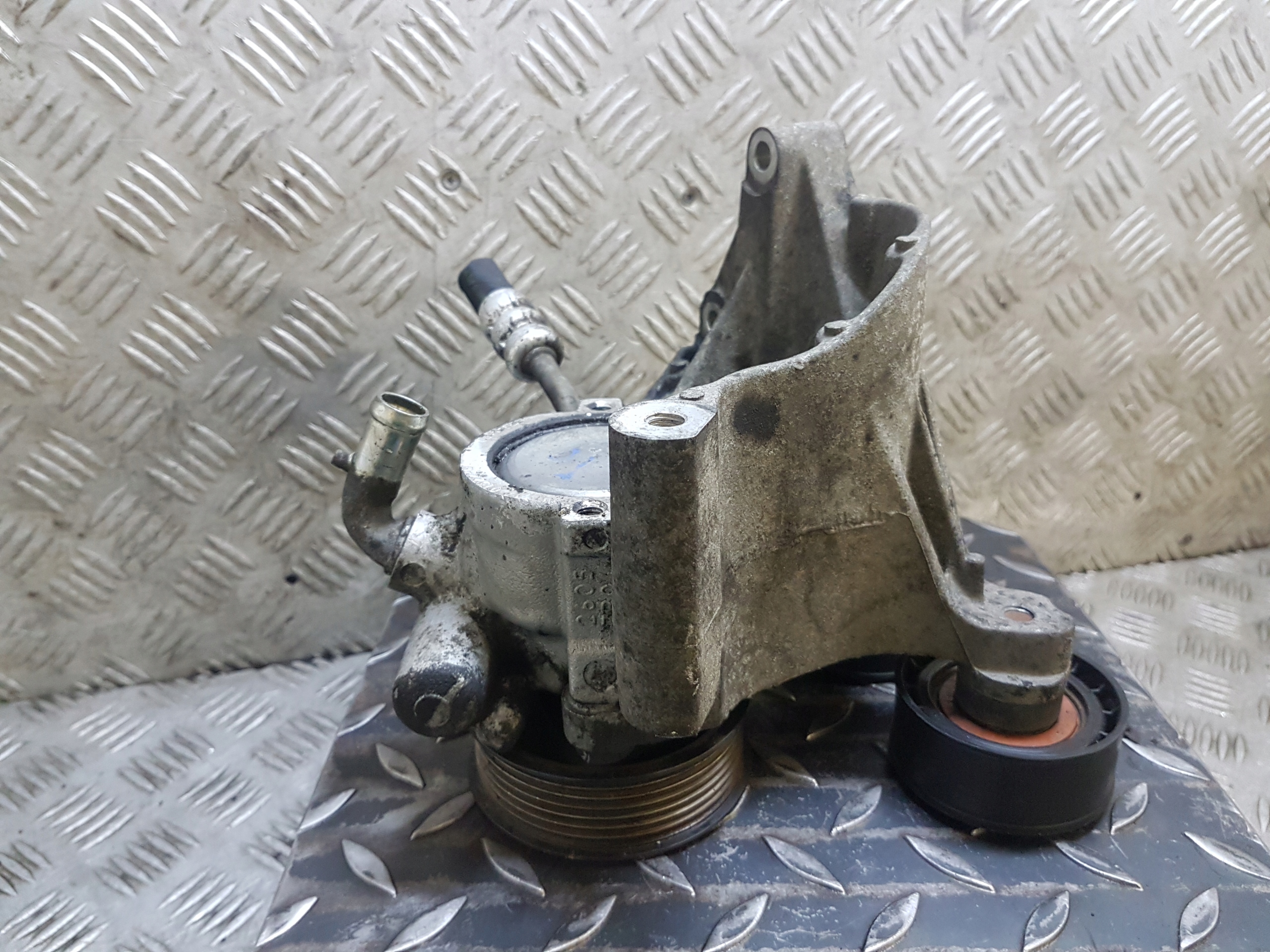 servo pump IVECO DAILY 4 504238603 2.3 D