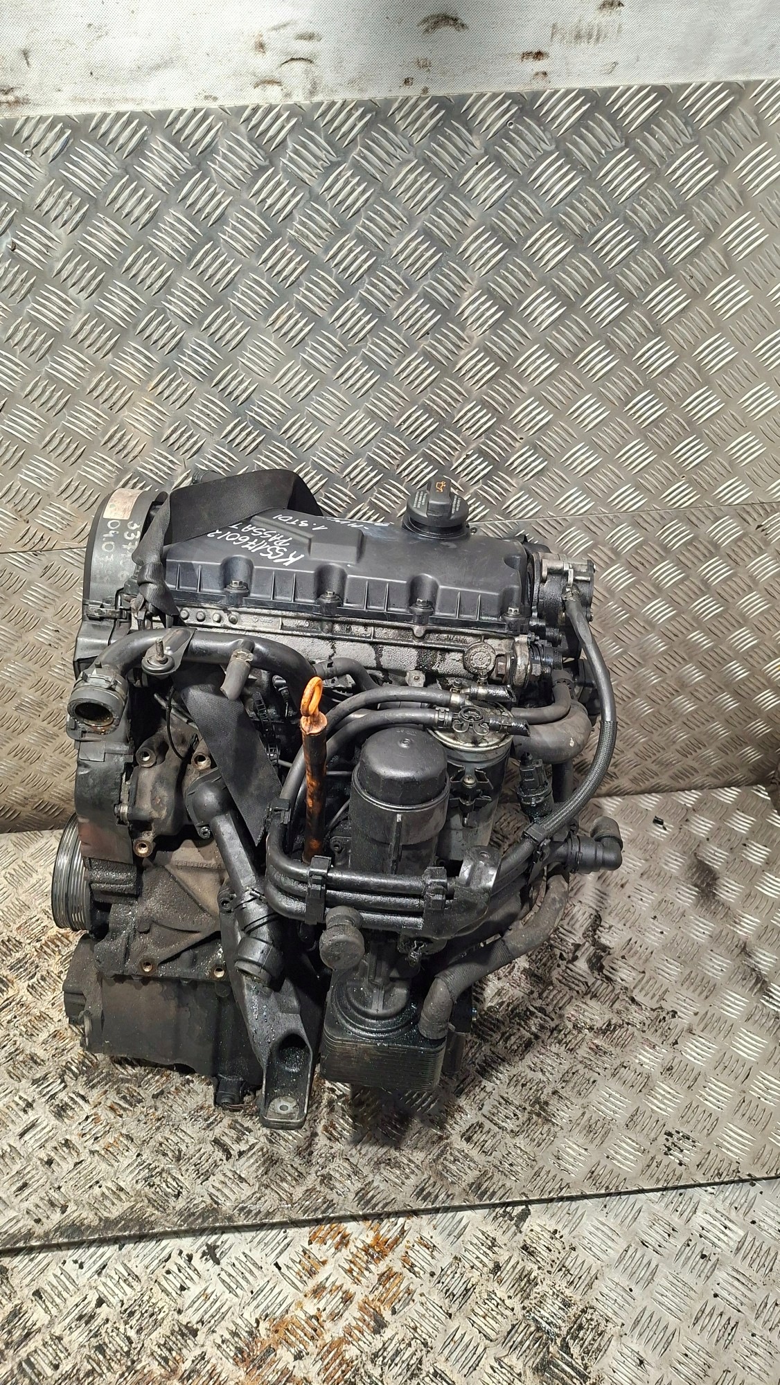 engine Z UKLADEM PALIWOWYM VW PASSAT B5 FL 1.9TDI AWX