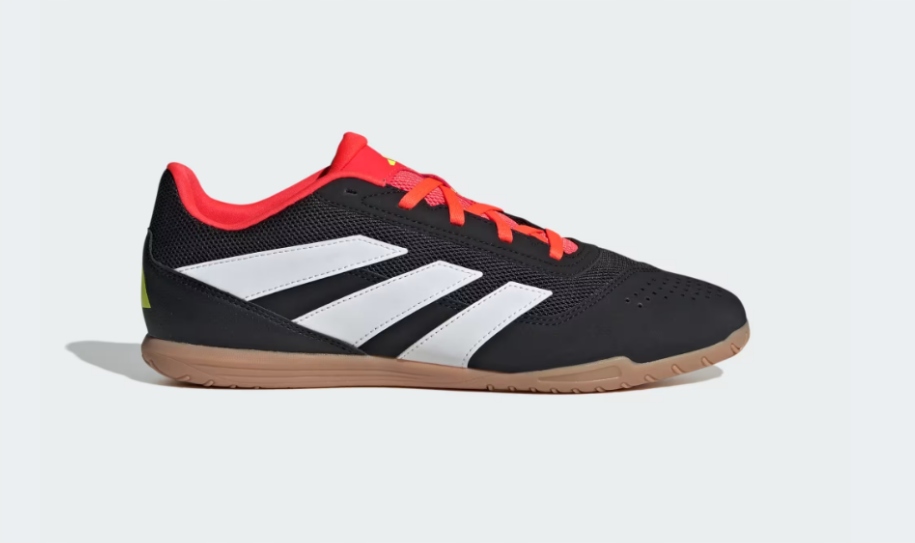 Pánské sportovní boty do haly Adidas Predator Club IG5448 vel. 44