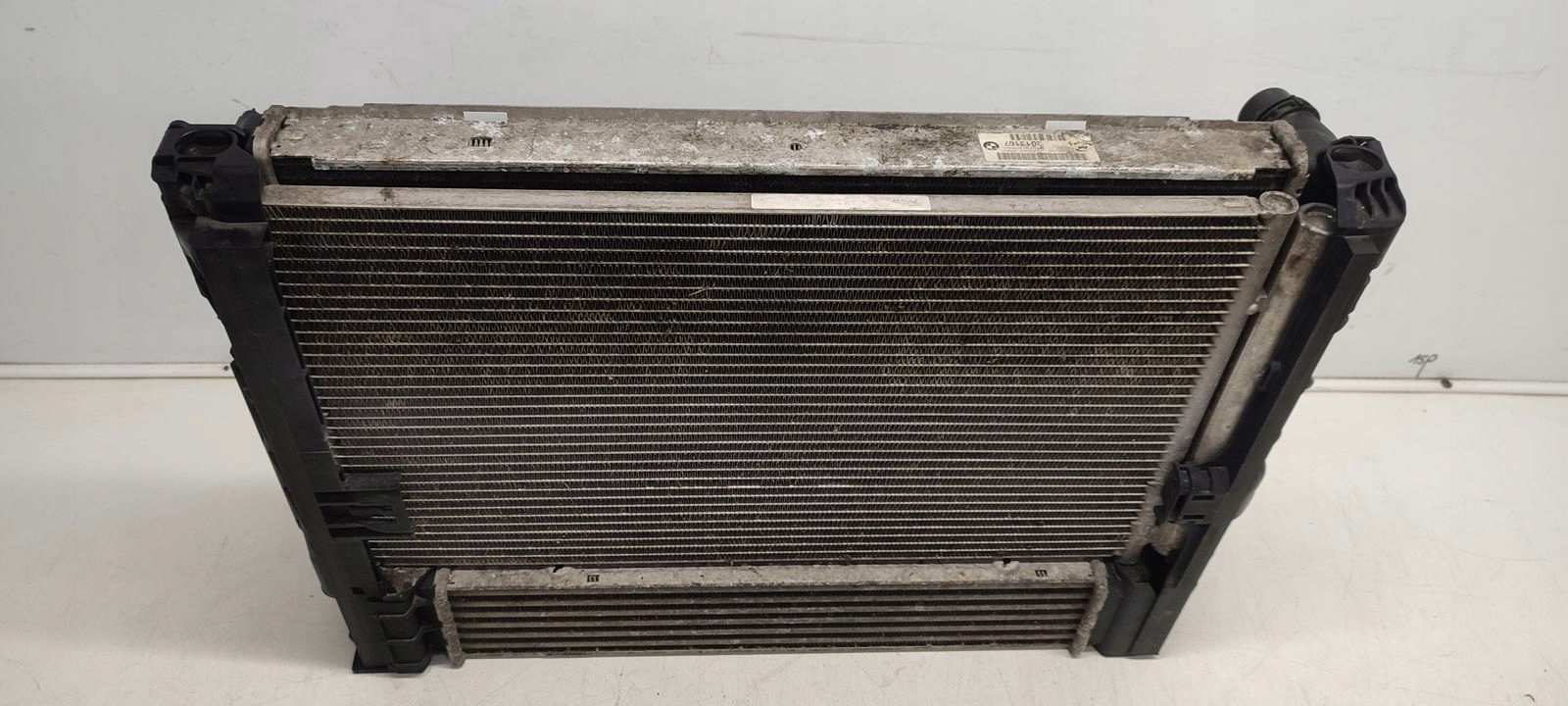 vízhütö a klímának intercooler BMW E90 E91 LIFT 2,0D