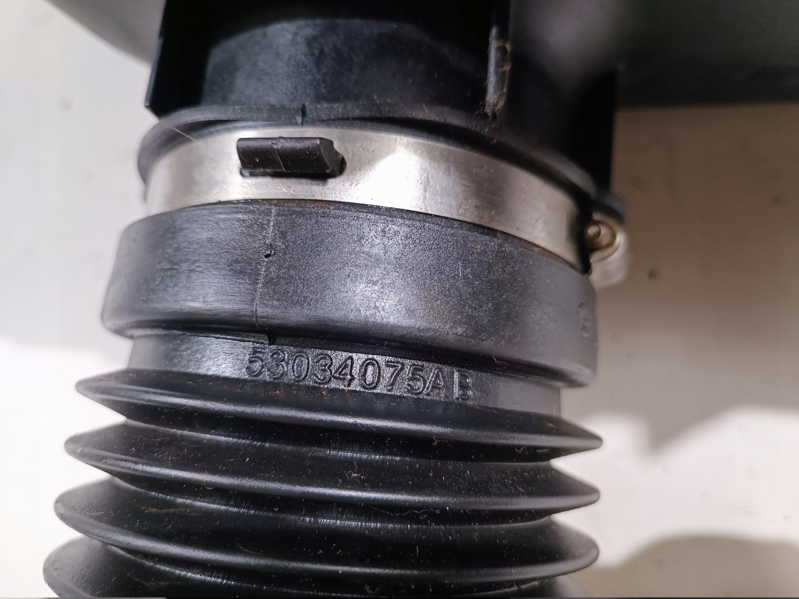 Gehäuse filter luft dolot Dodge RAM 1500 3.6 v6 2013