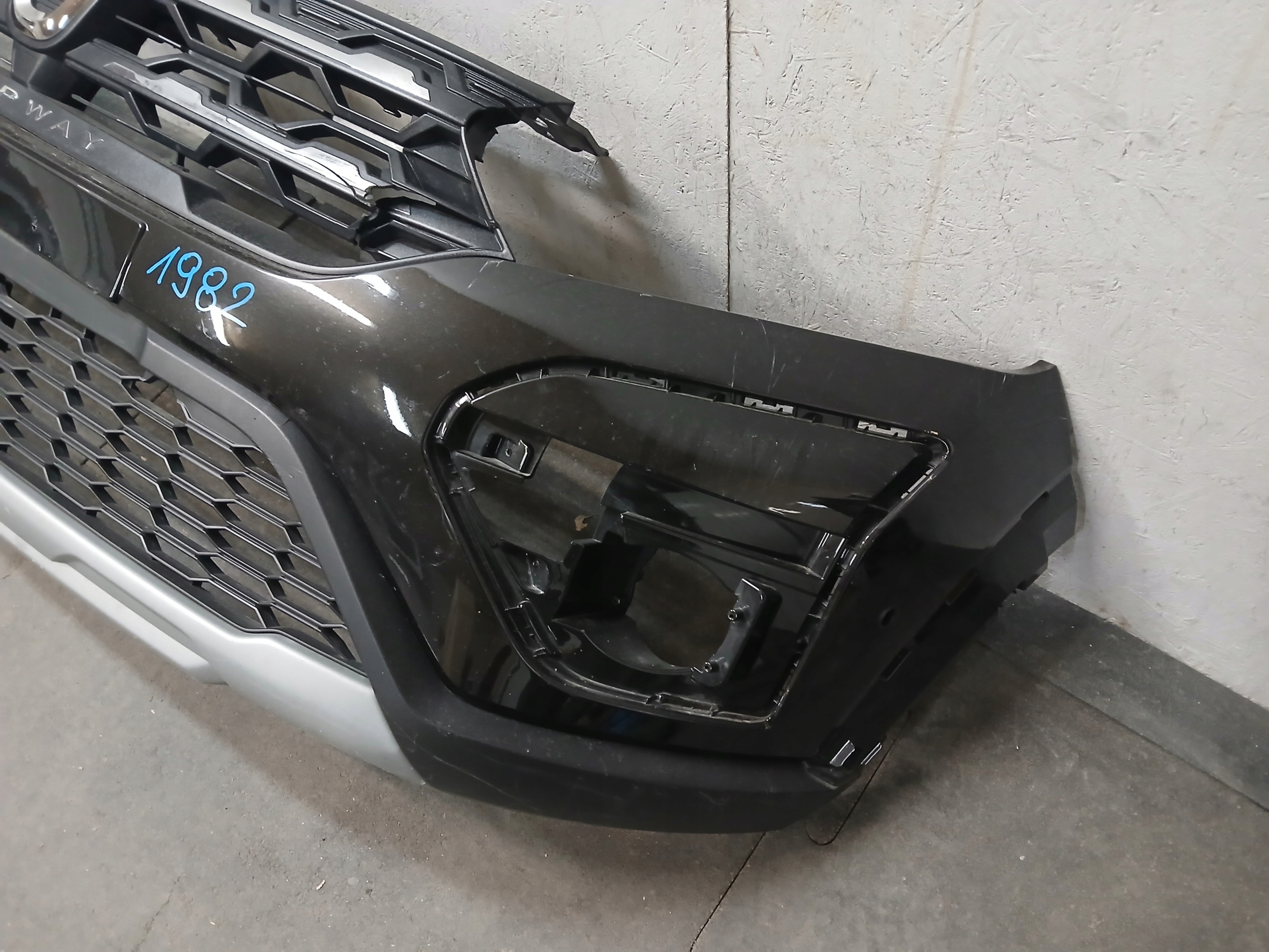 bumper front DACIA SANDERO III 3 STEPWAY