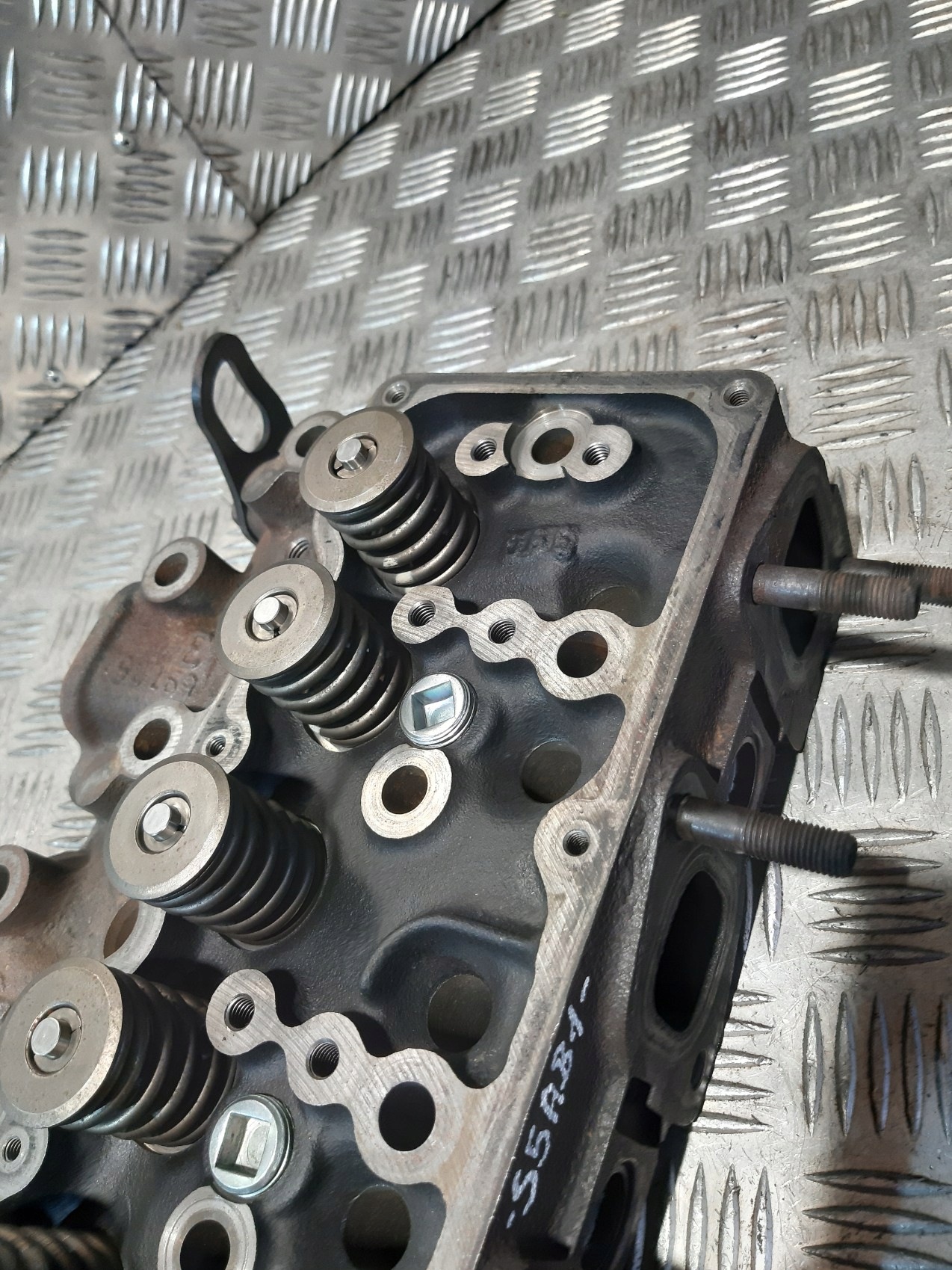 testata motore NISSAN ATLEON 3.0D