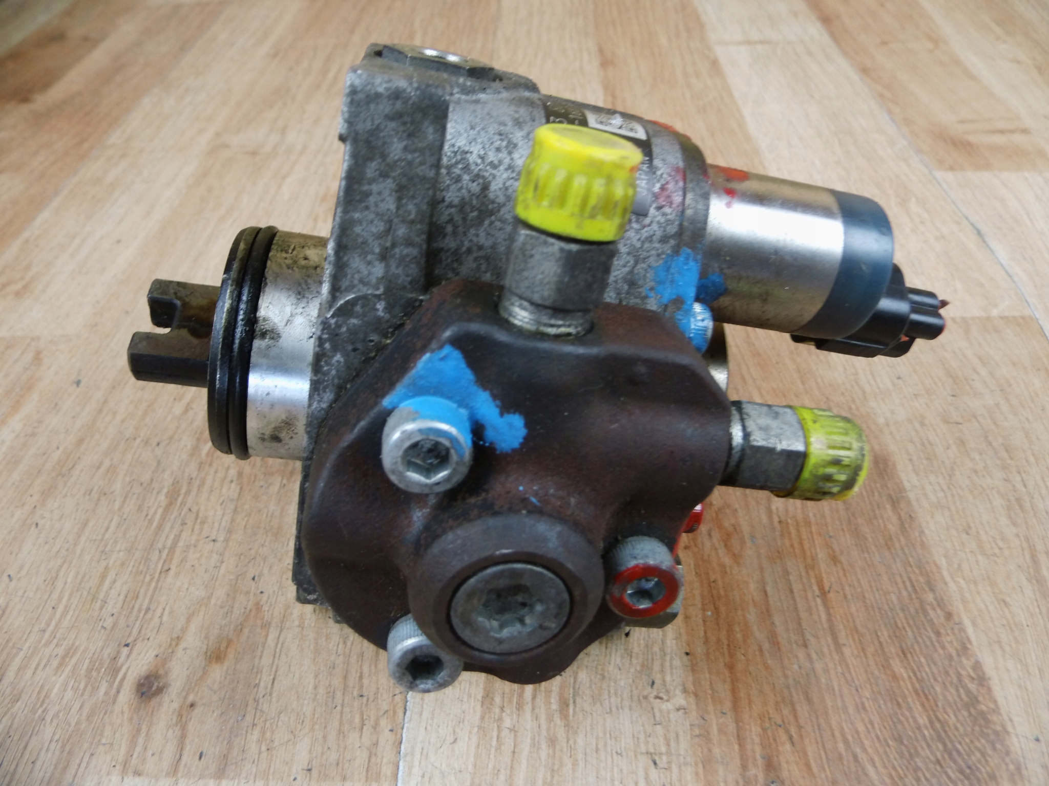 Mazda 2.2 DIESEL Einspritzpumpe SH0113800D