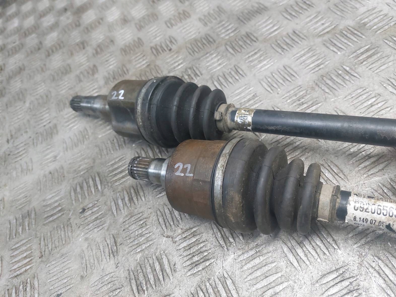 semi-axis left front + right front 5B OPEL AGILA A 1.0 12V