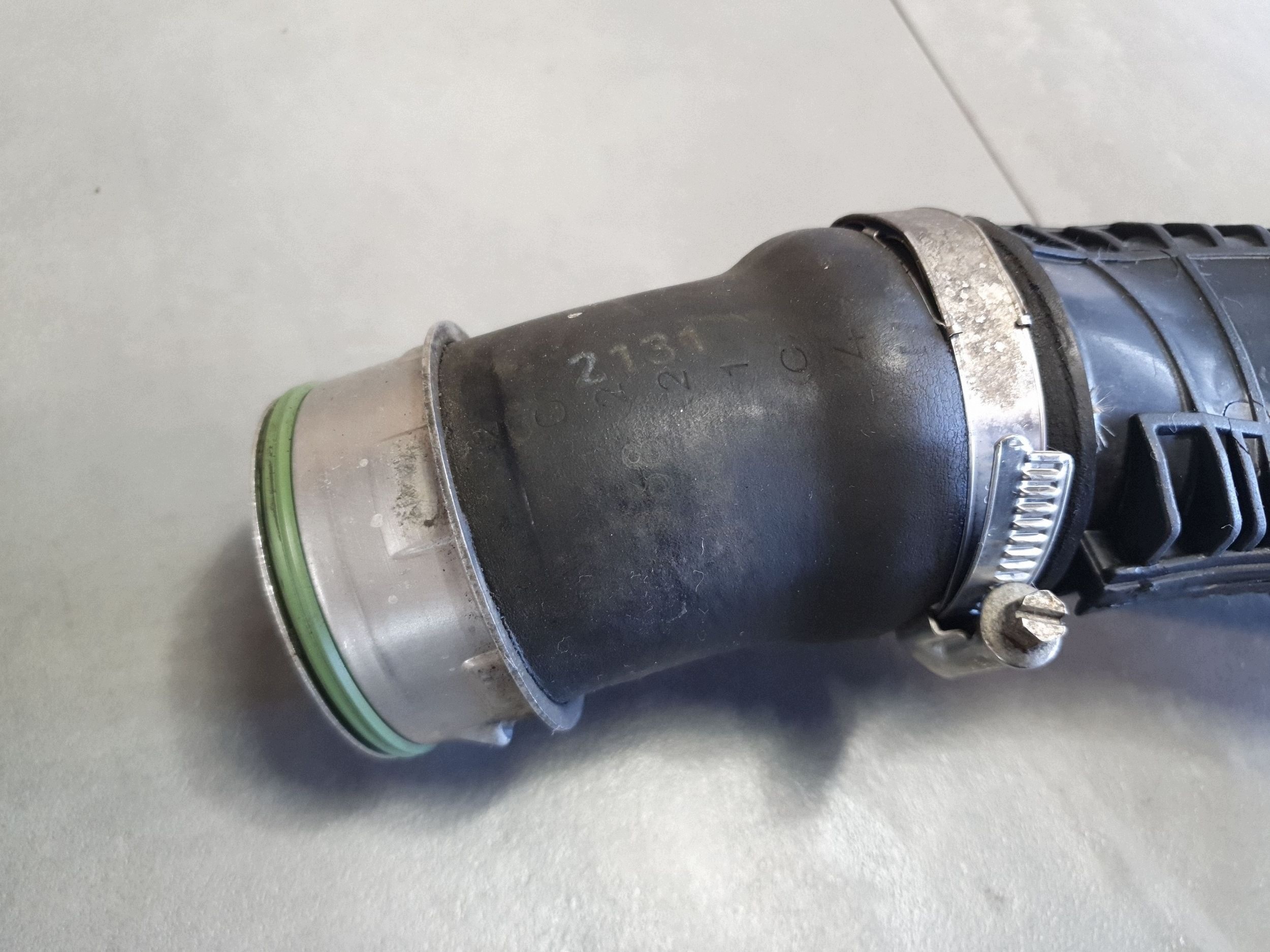 Volkswagen PASSAT CC hadice intercoolera 3C0145832R