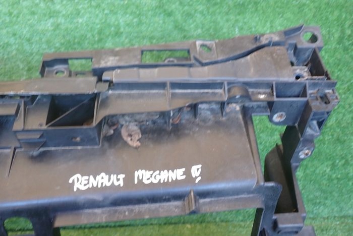 RENAULT MEGANE IV support panel for radiators front