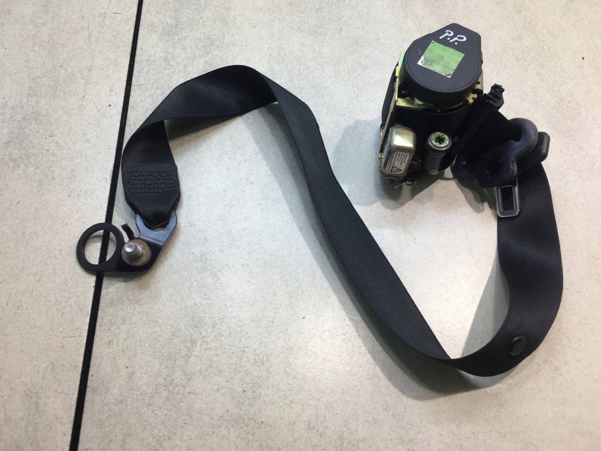 tension belt safety right front MERCEDES W168