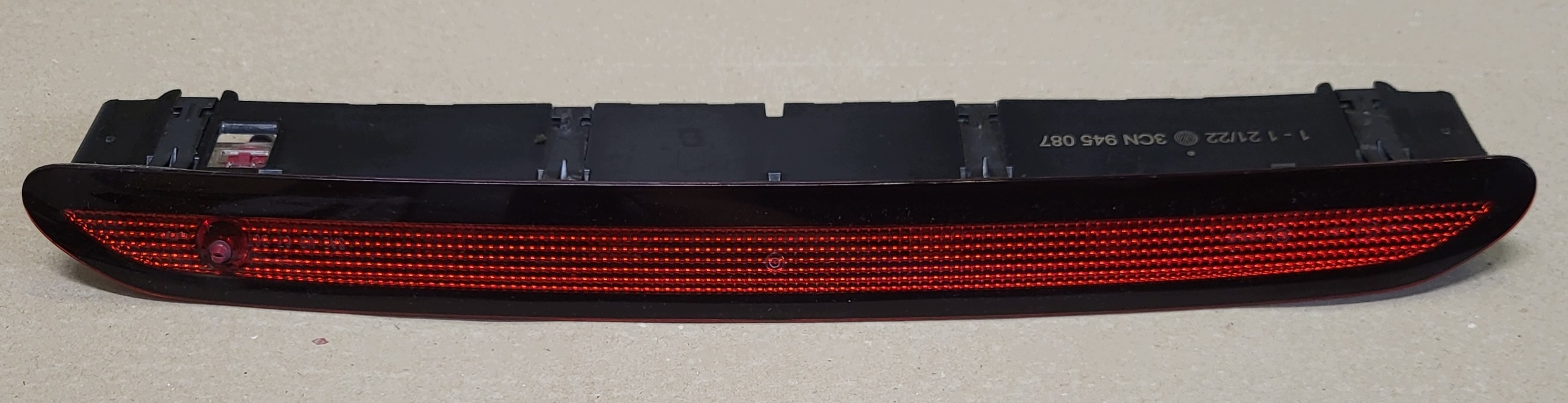 light STOPU third middle VW GOLF VII TOURAN SHARAN SKODA FABIA III OE