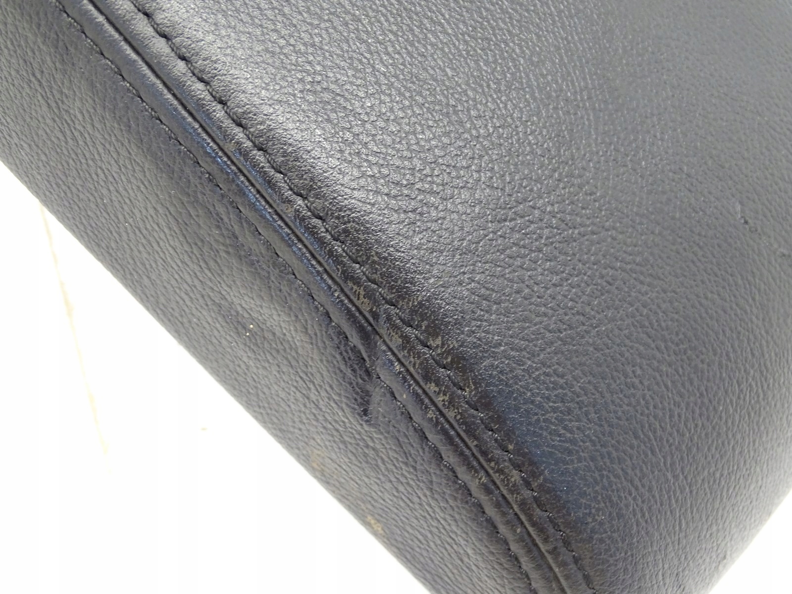 armrest central TUNELU leather VW PASSAT B8 3G0864207A