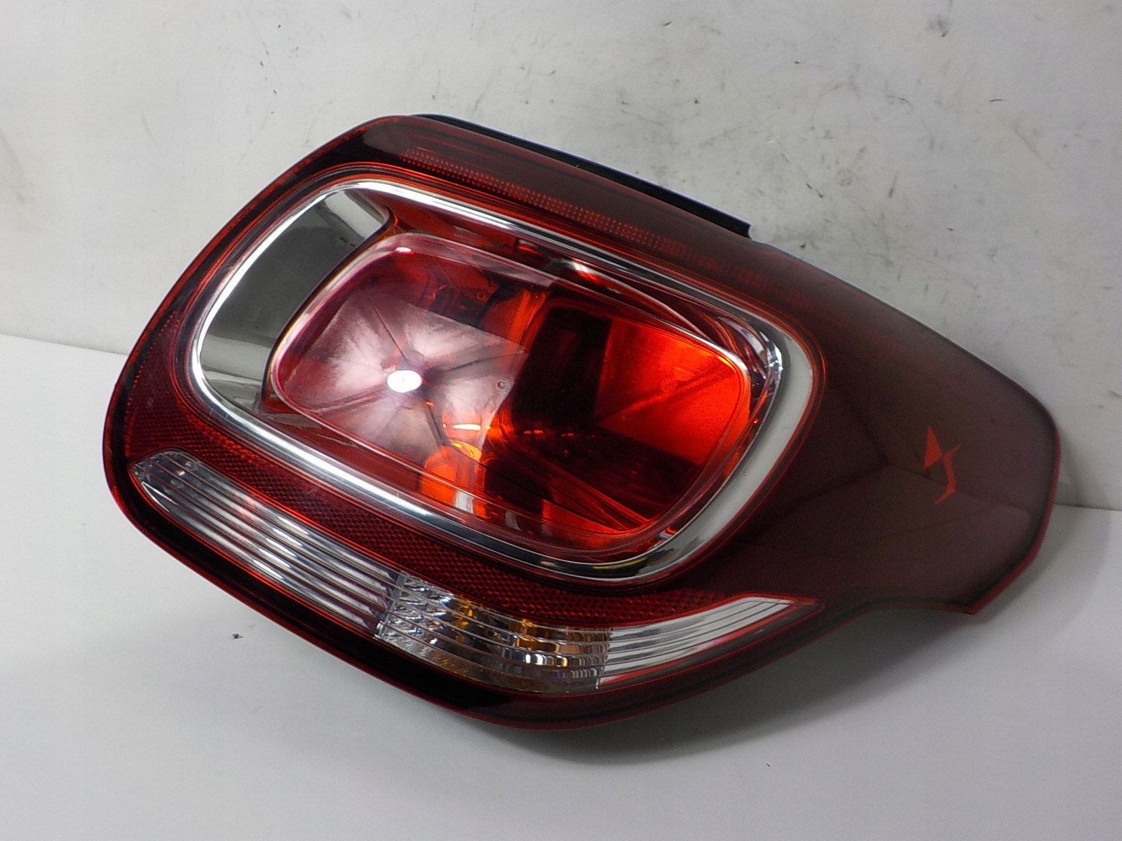 CITROEN DS3 LIFT light right rear part rear UK