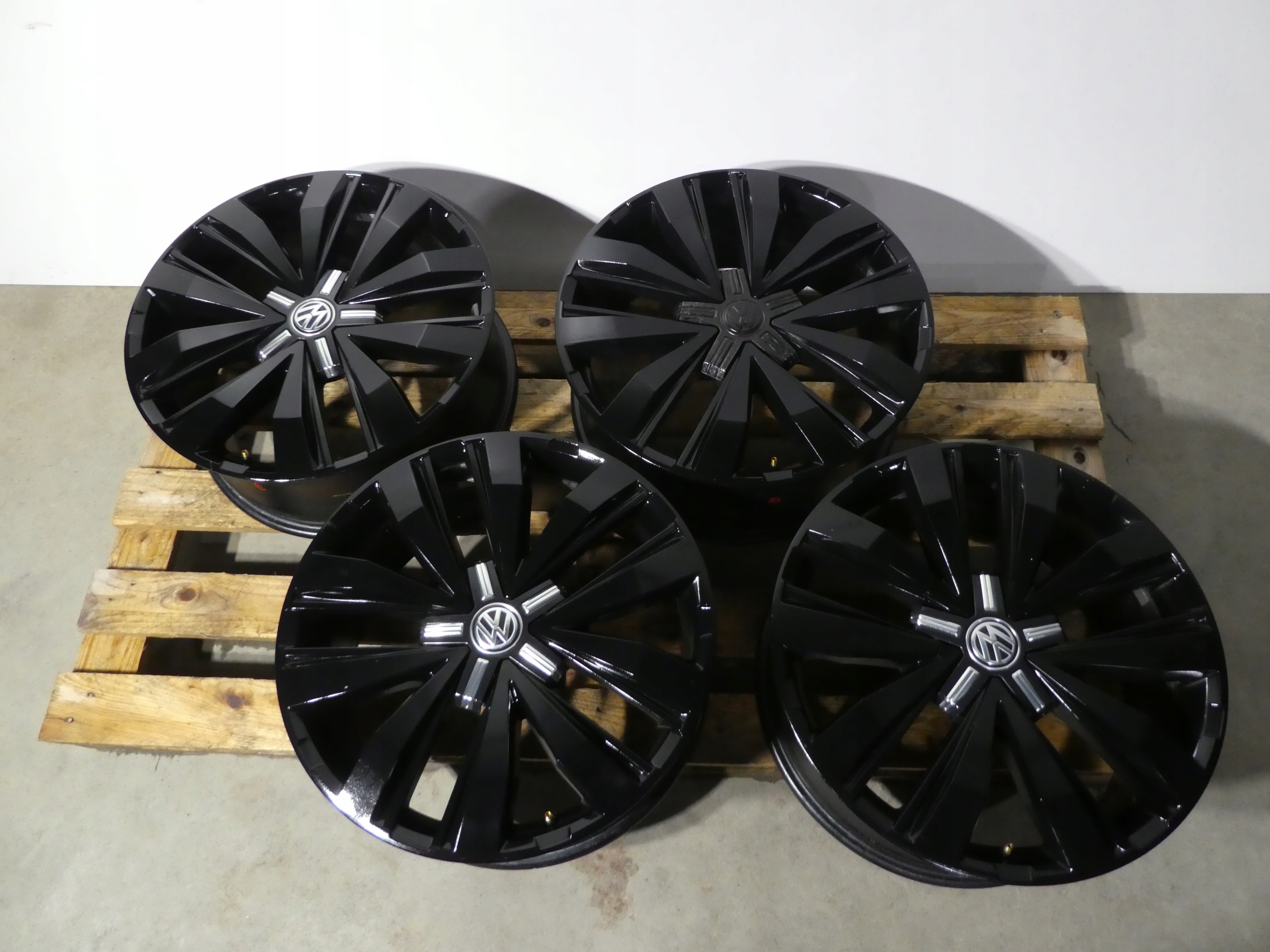 4X discs disc VW AMAROK 2H6601025F 5X120 20CALI