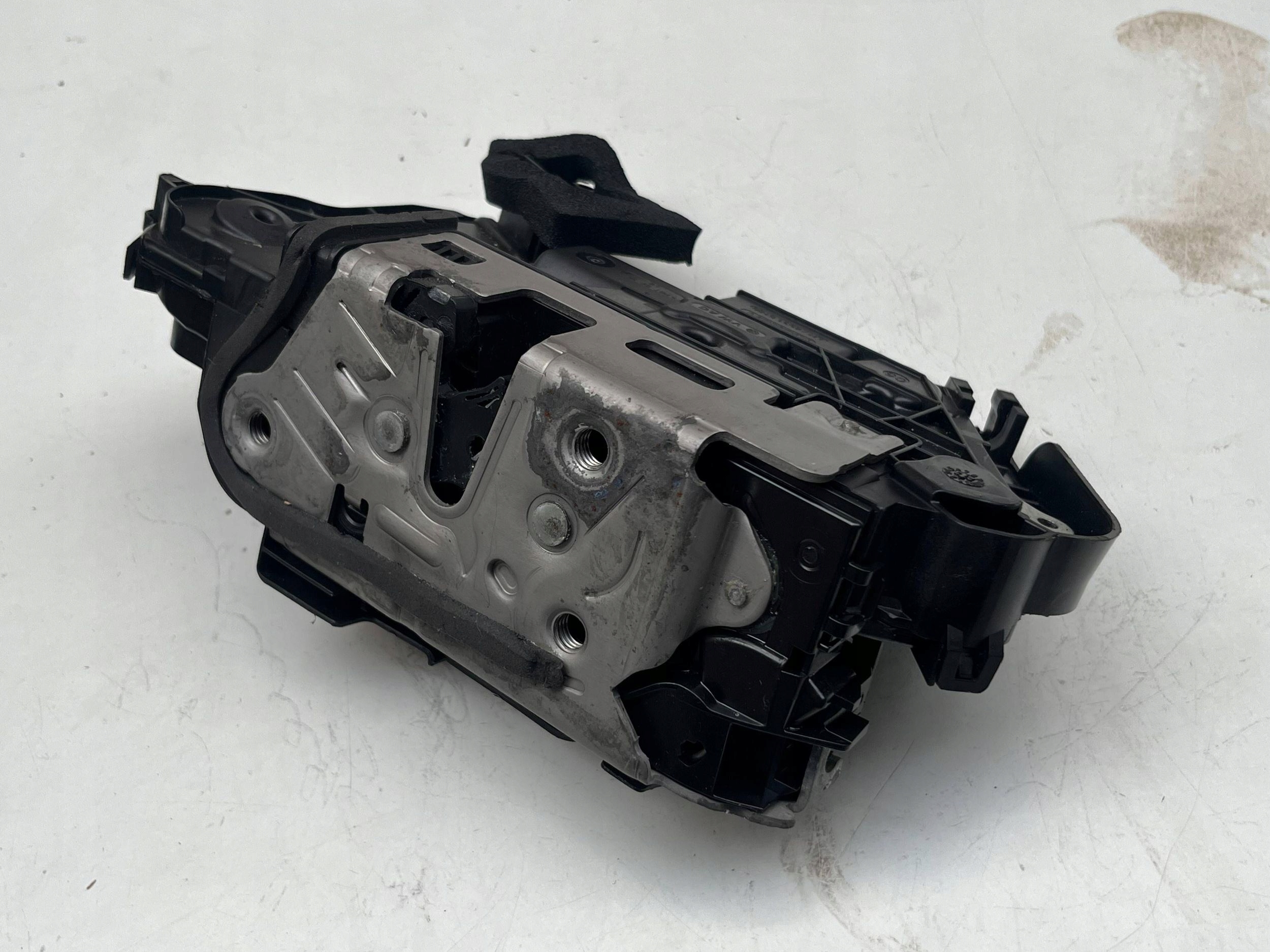 VOLKSWAGEN SEAT SKODA lock door left front 5TB837015E @M