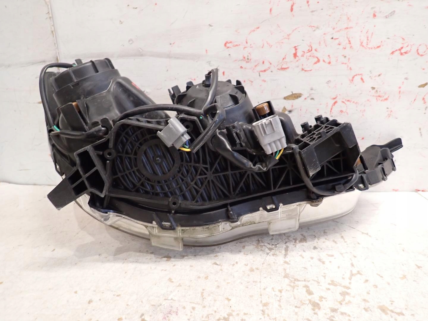 light front front left MITSUBISHI ASX 2010