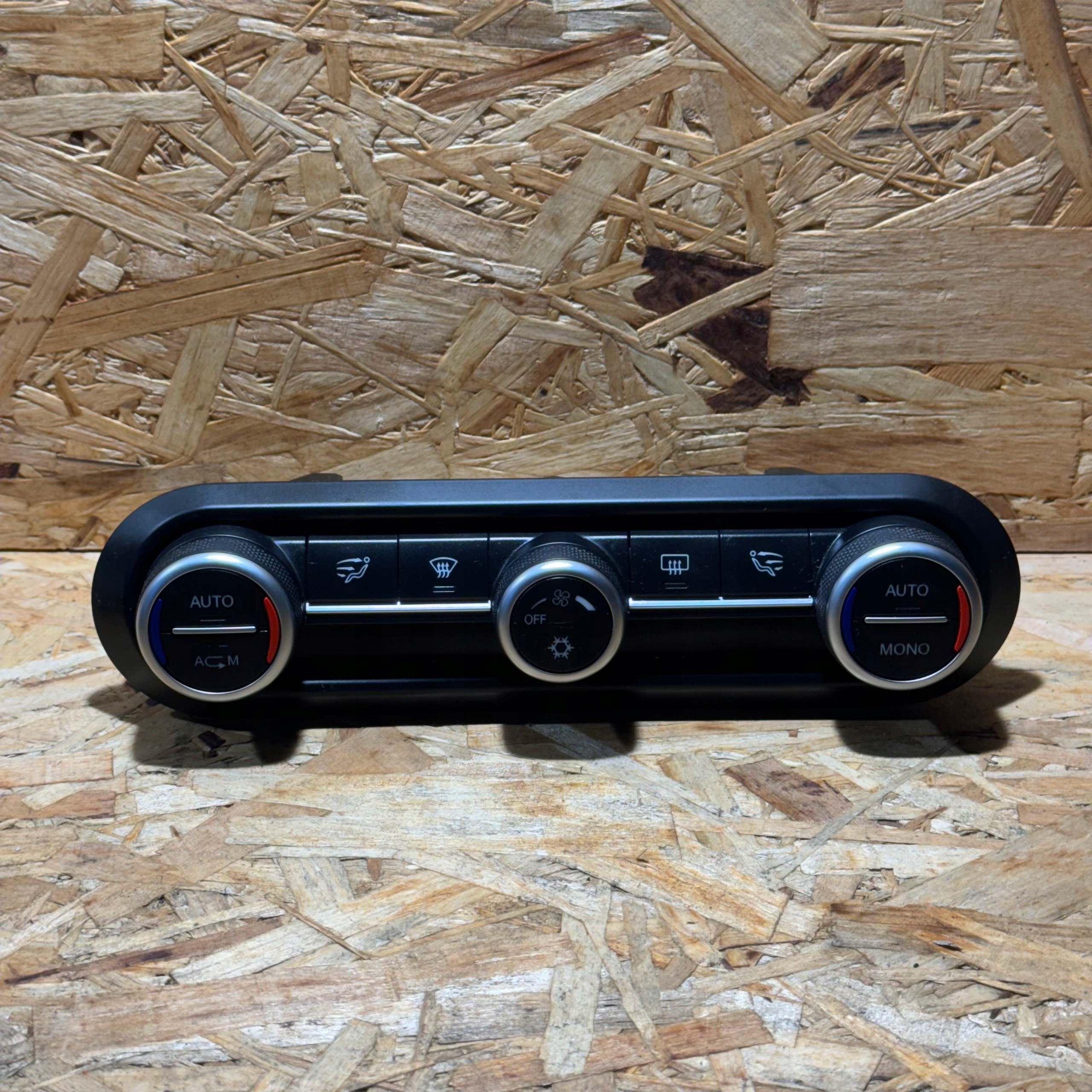 vezérlö panel a klímának ALFA ROMEO GIULIA 01561195910