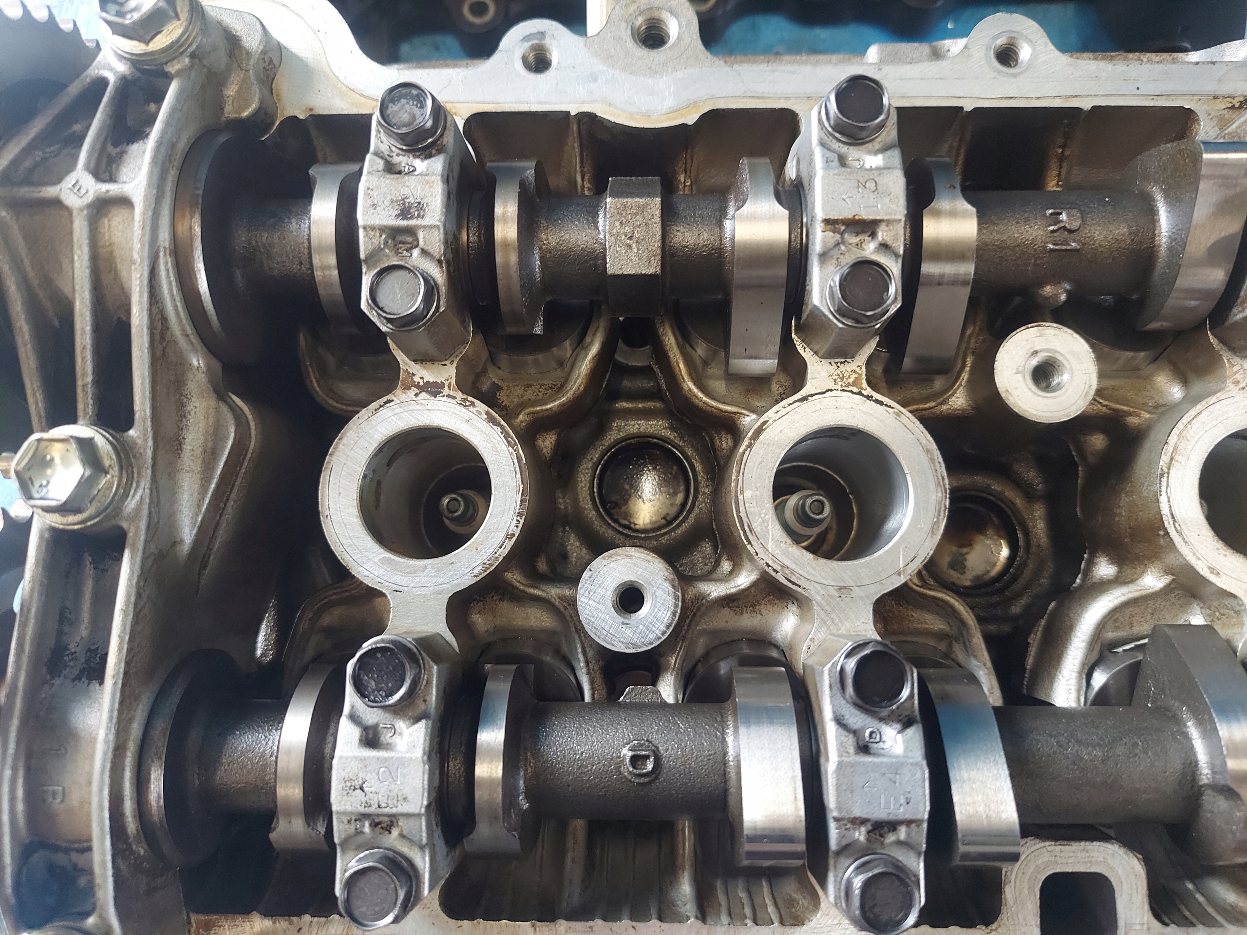 TESTATA CITROEN C1 1.0 B 1KRFE 11G13Y10521