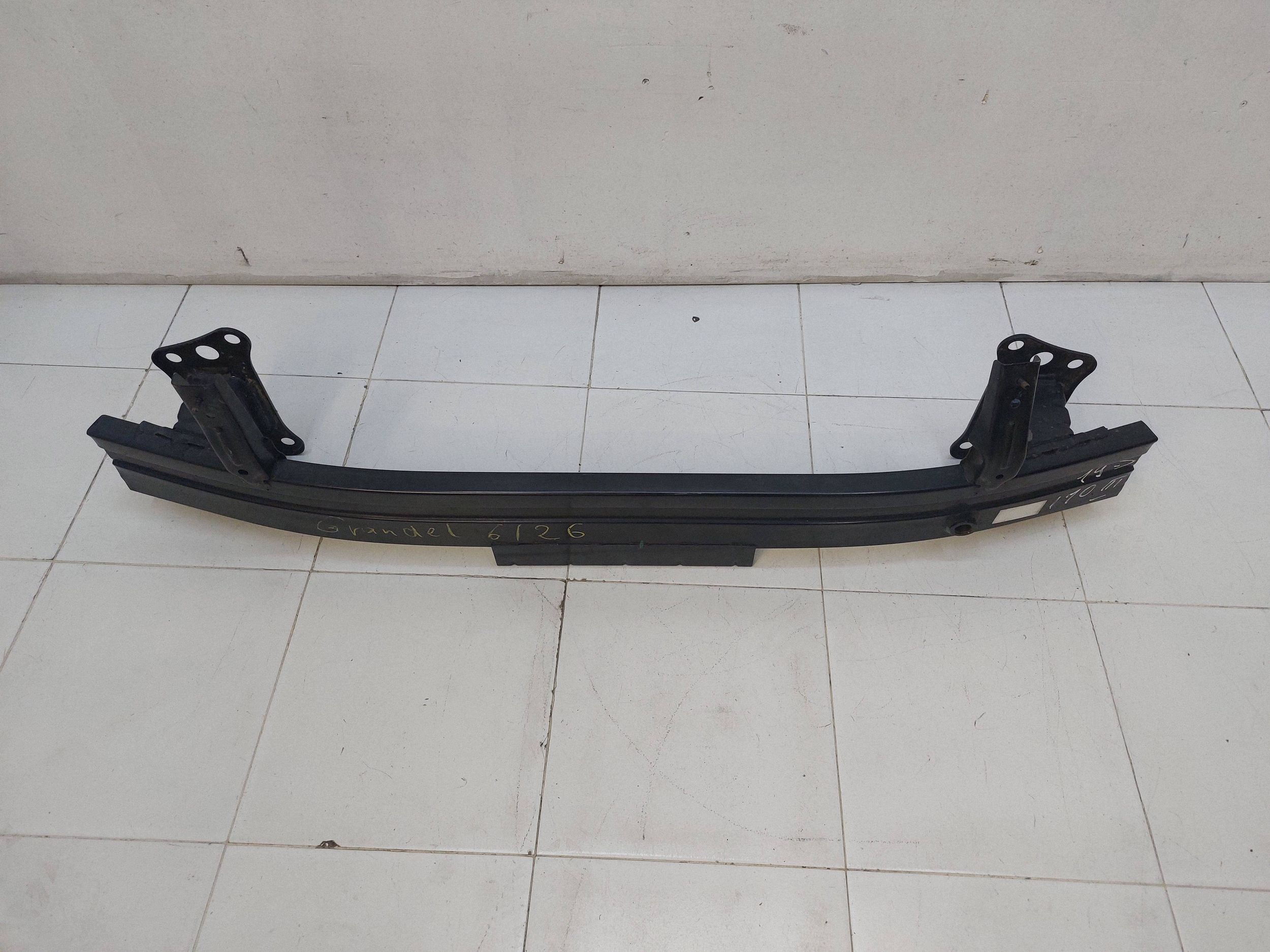 HYUNDAI i10 III 19r> bumper support front front iron