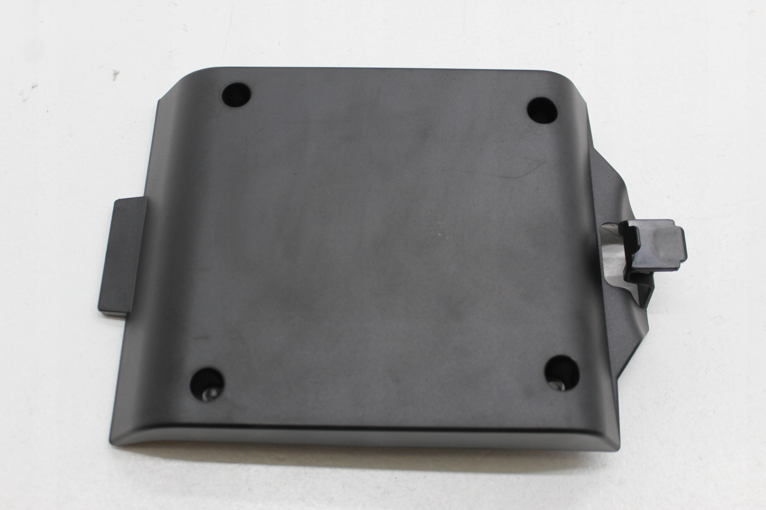 AUDI A8 D4 OSŁONA ZAŚLEPKA 4H0885935A