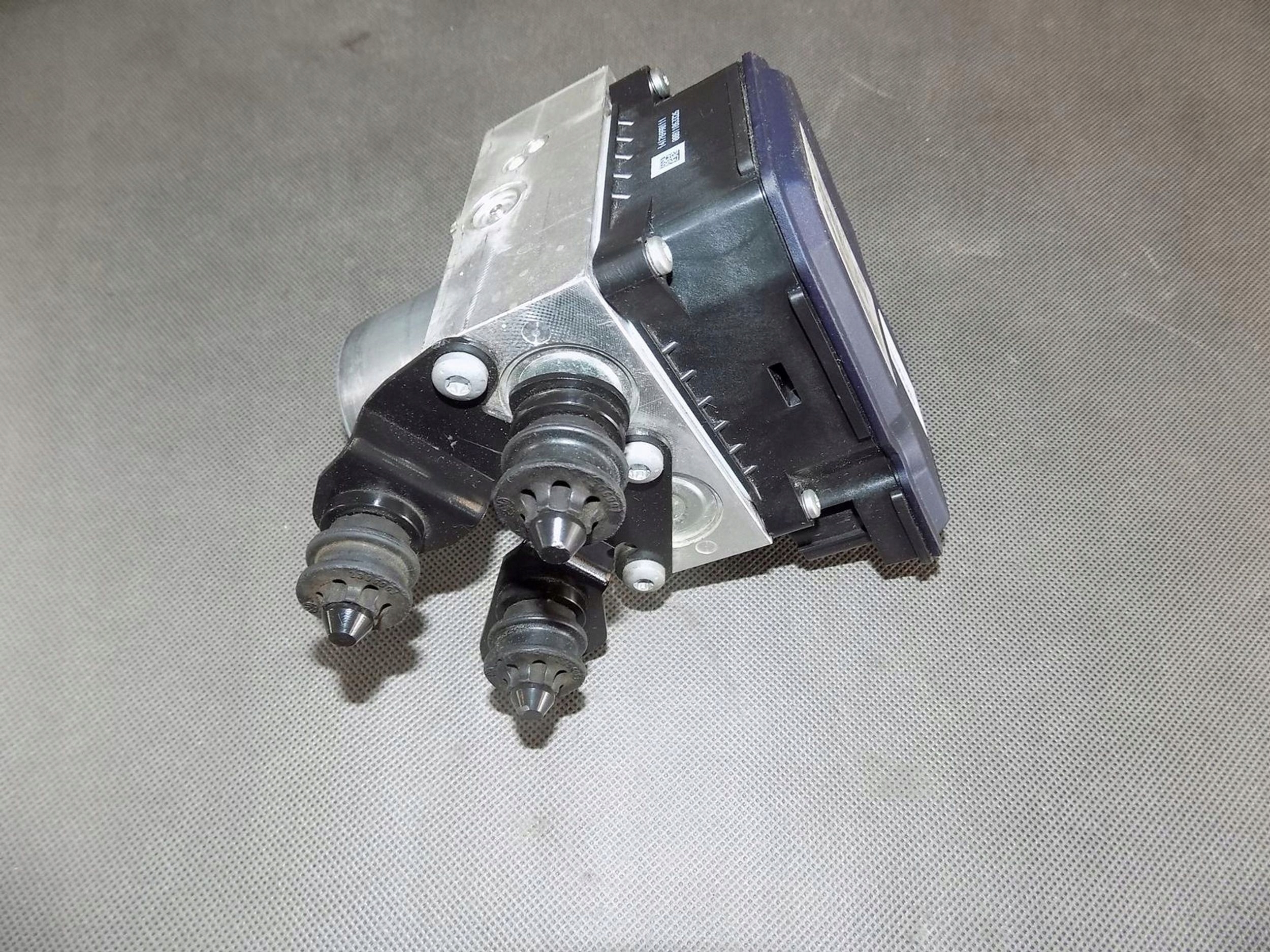 Volkswagen PASSAT B7 pump ABS 3AA614109D