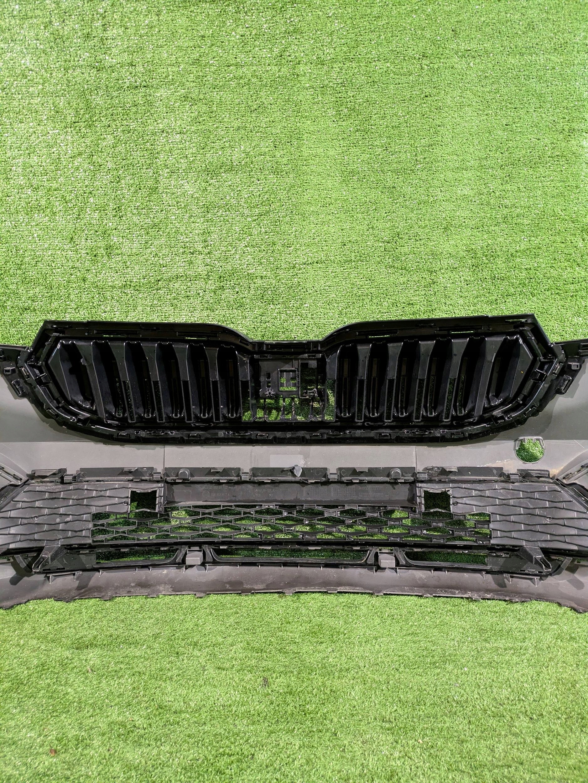 front bumper front SKODA KAMIQ LIFT 23- without PDC NR.Z10