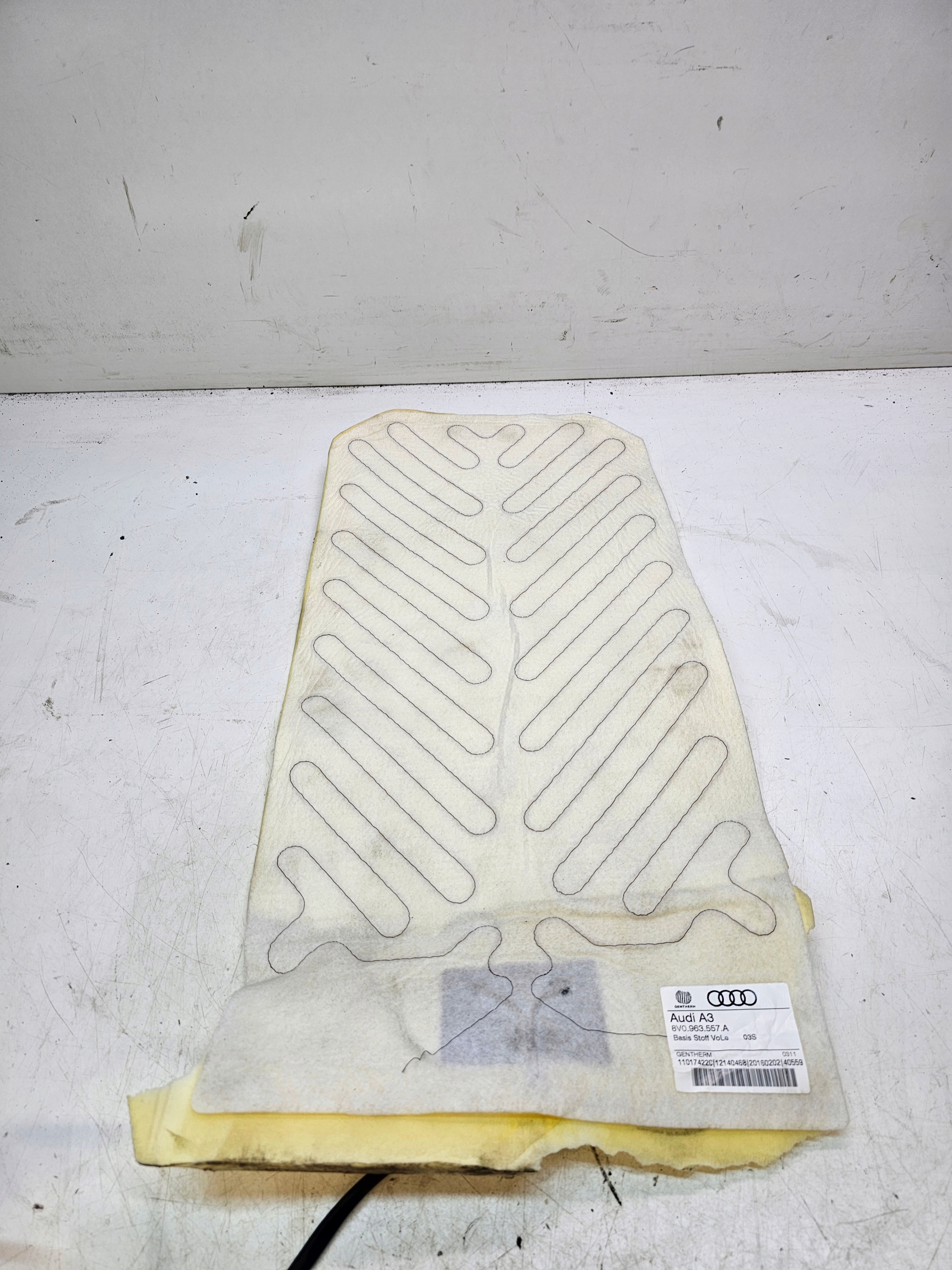 MATA GRZEWCZA SITZ GORA AUDI A3 8V 8V0963557A
