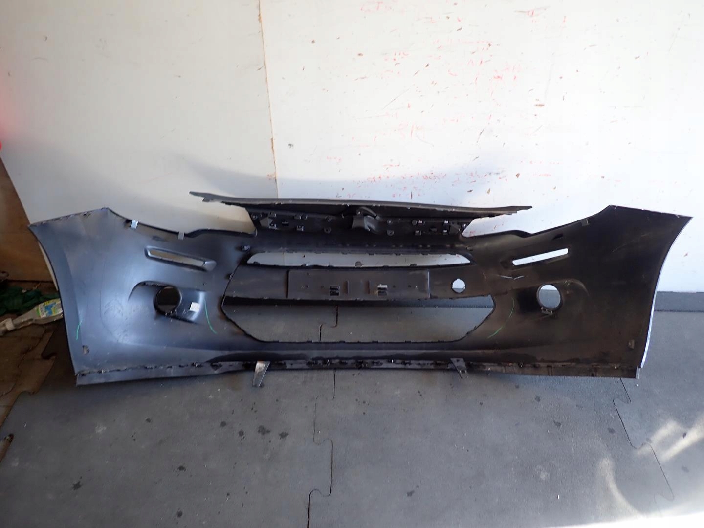 nárazník předek přední CITROEN C3 II LIFT 2012