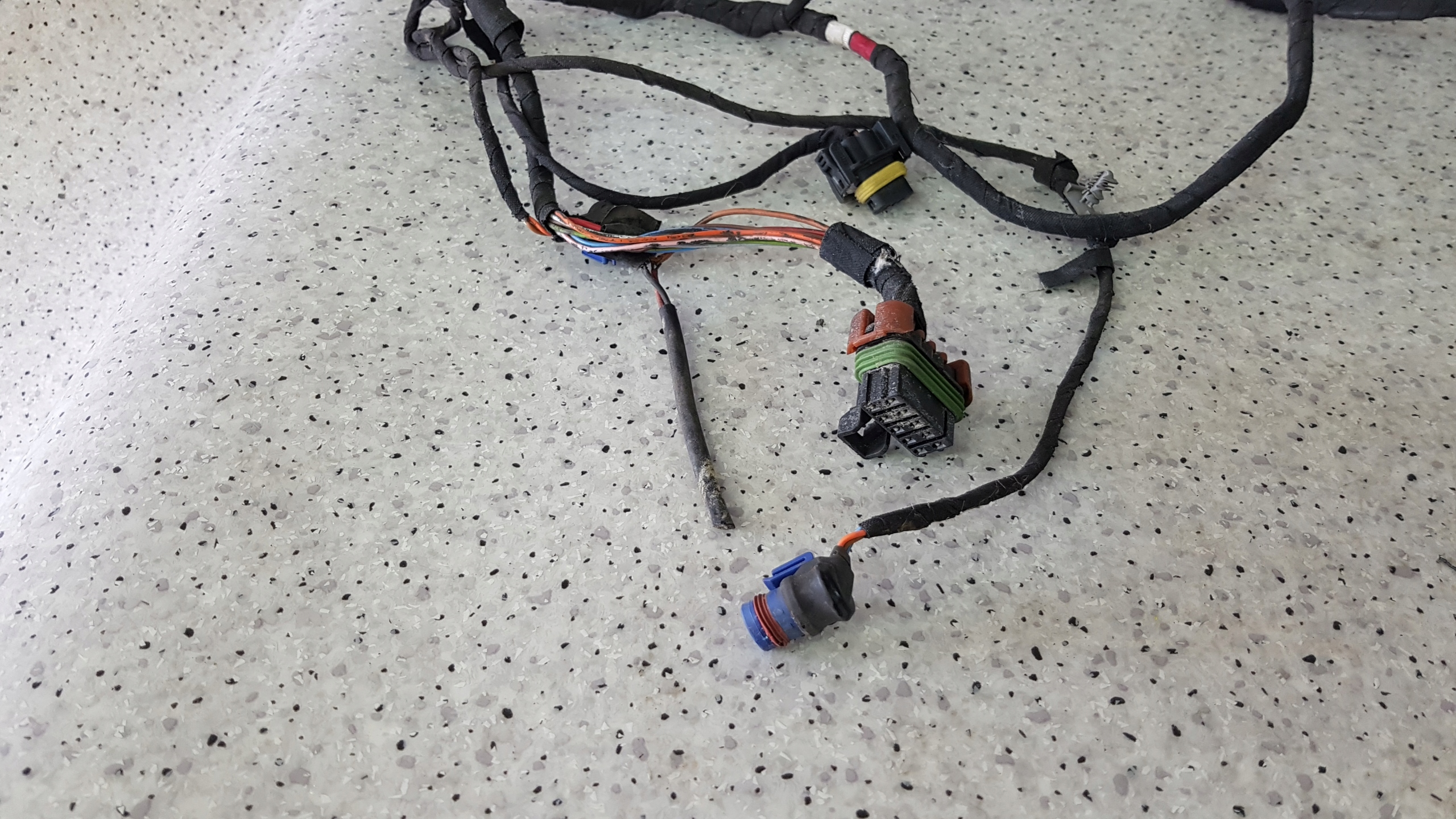 MERCEDES ML W164 bundle of the parking PDC front 9647