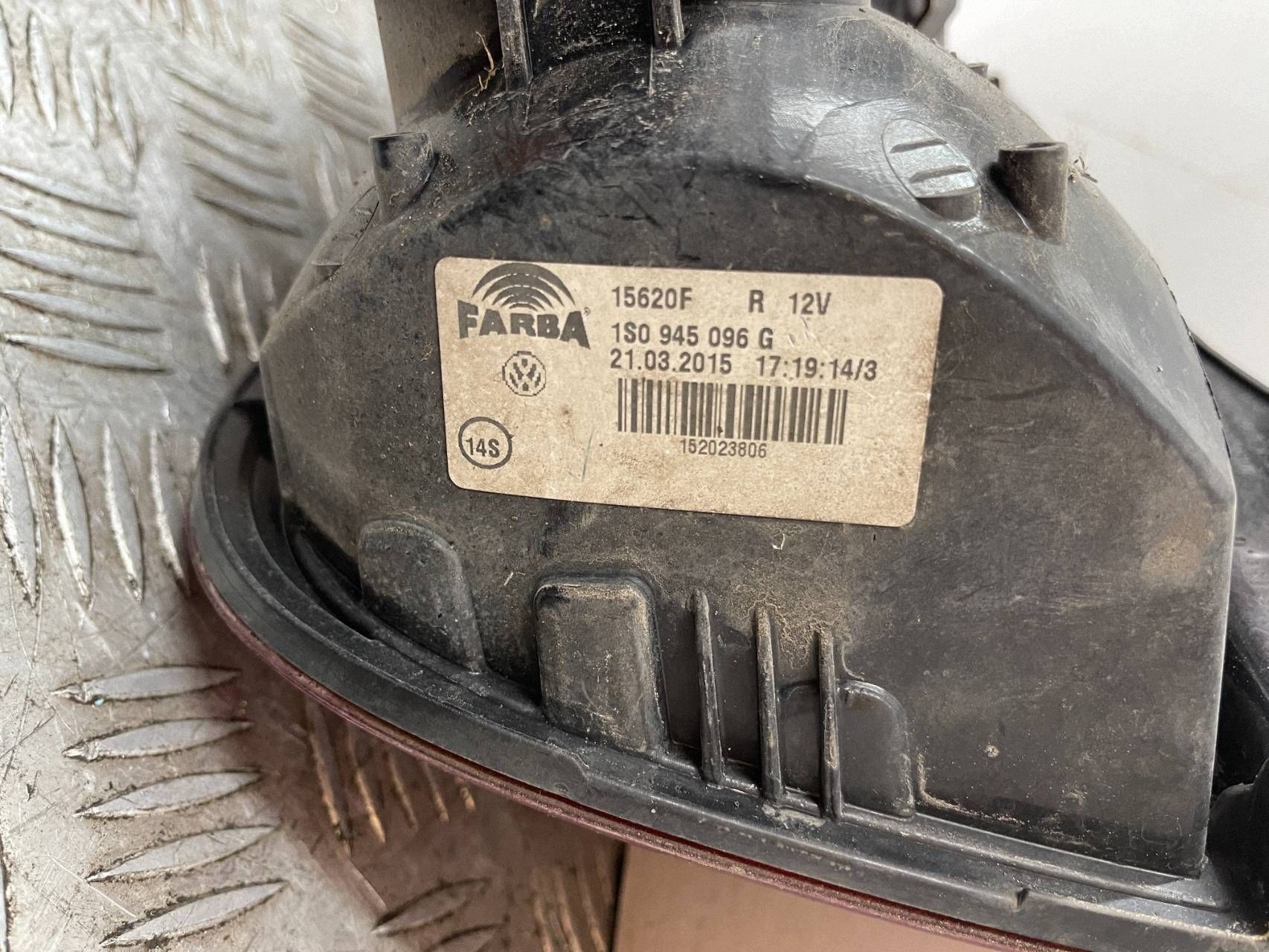 light rear rear part left VOLKSWAGEN UP 11- 1S0945096G
