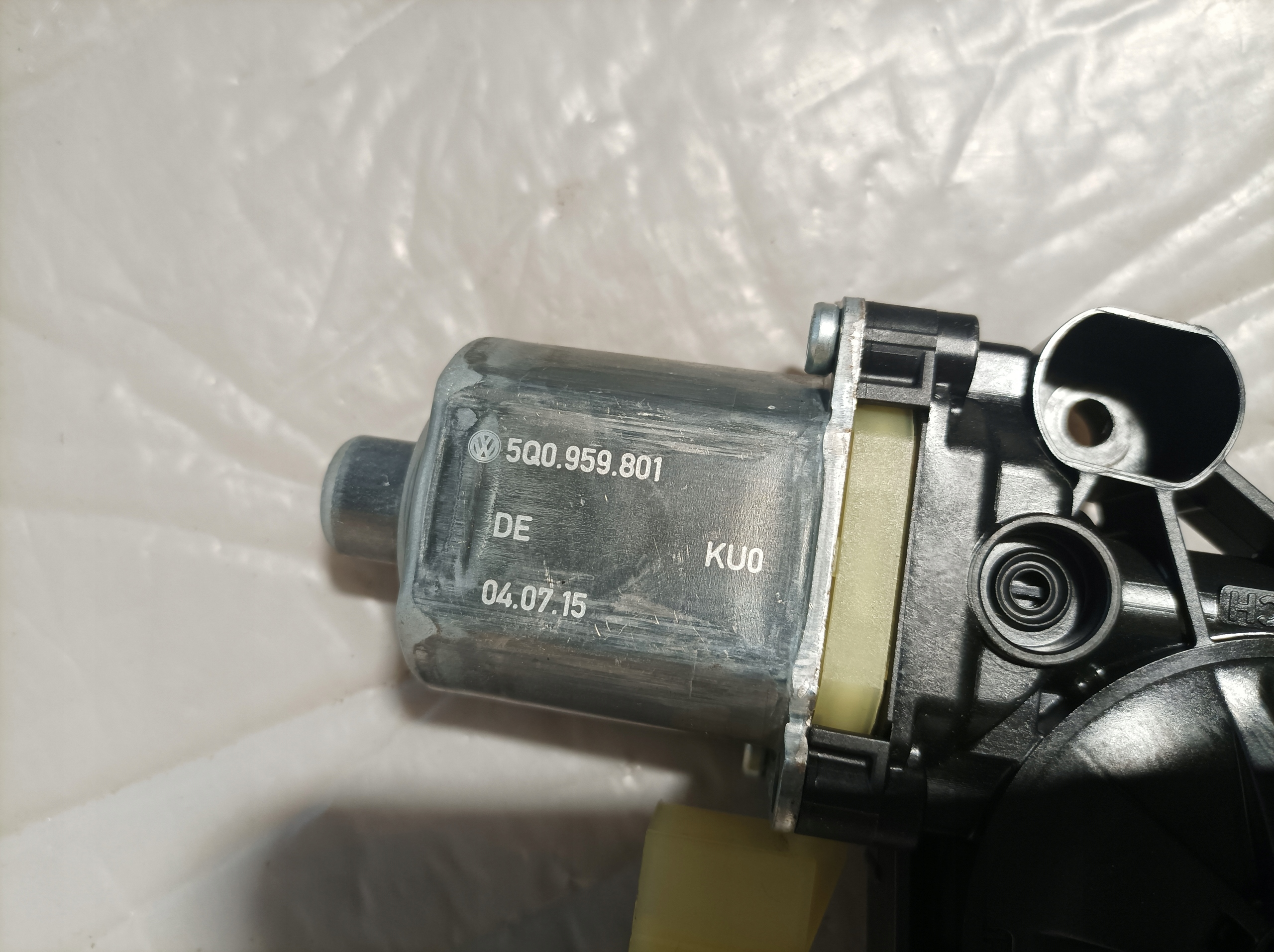 AUDI S3 8V mini motor lifting windows 5Q0959801