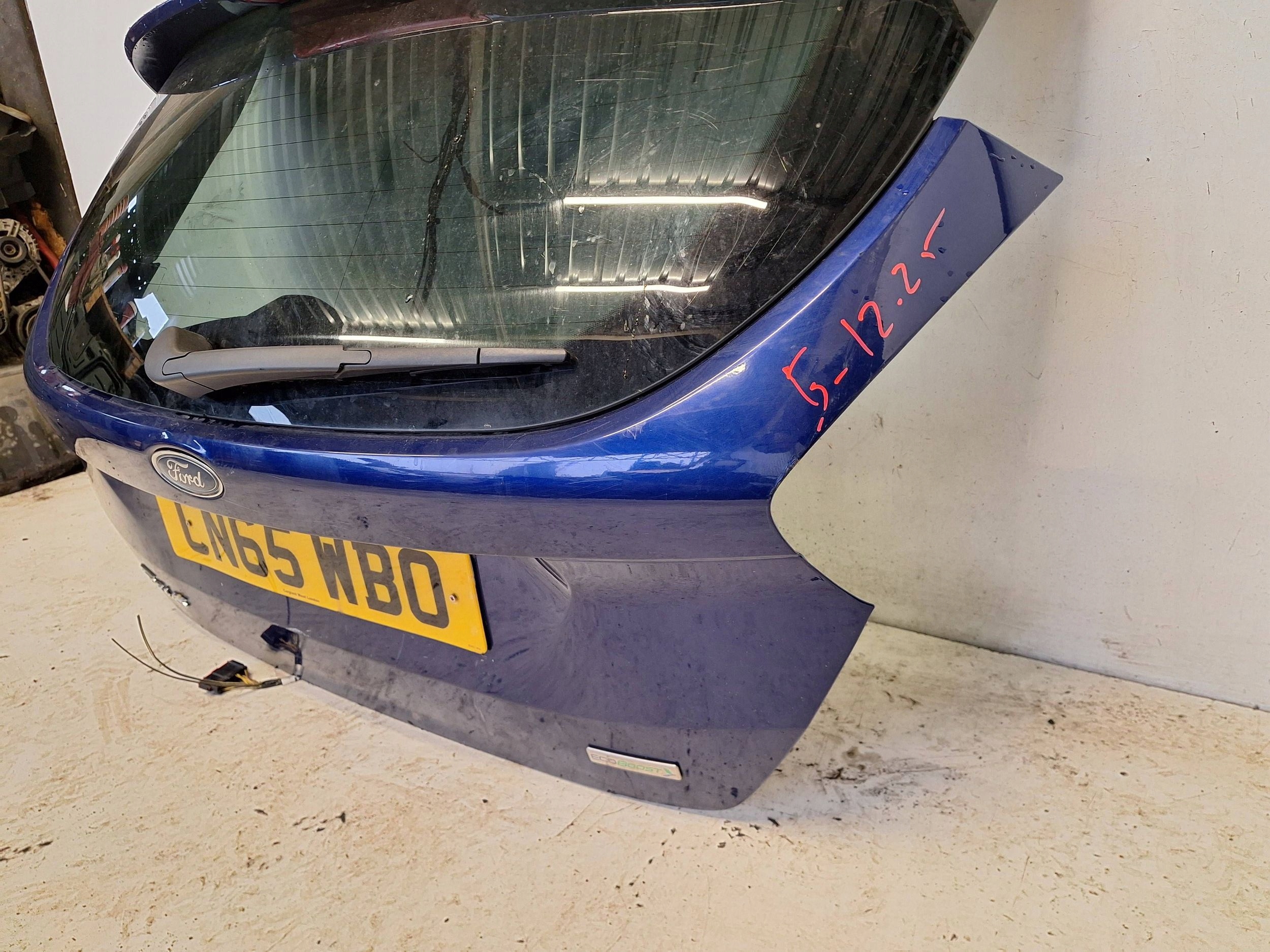 FORD FOCUS MK3 HB 11-18 boot door