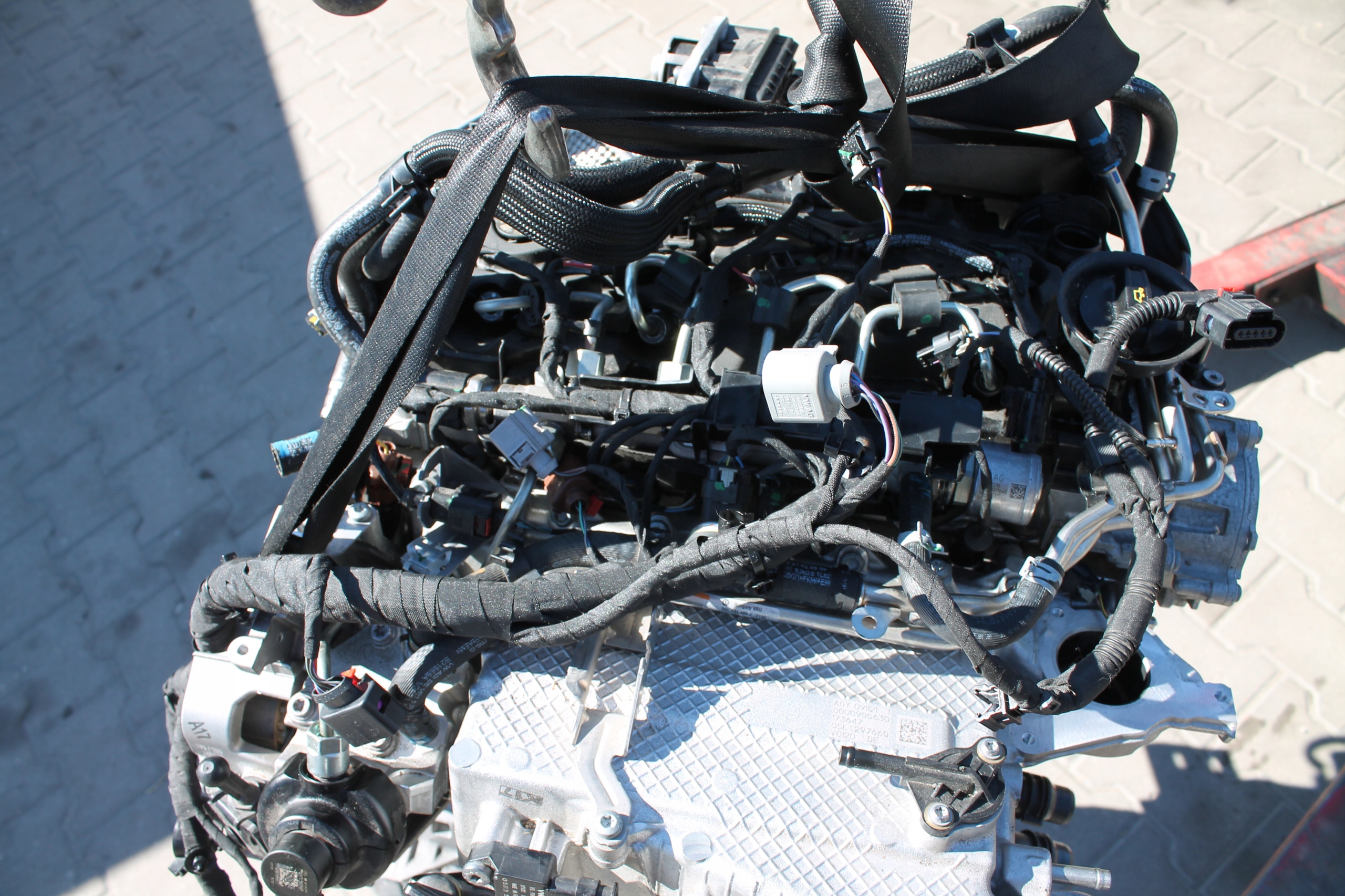 engine complete AUDI 2.0 TDI DEZ 50TYS KM
