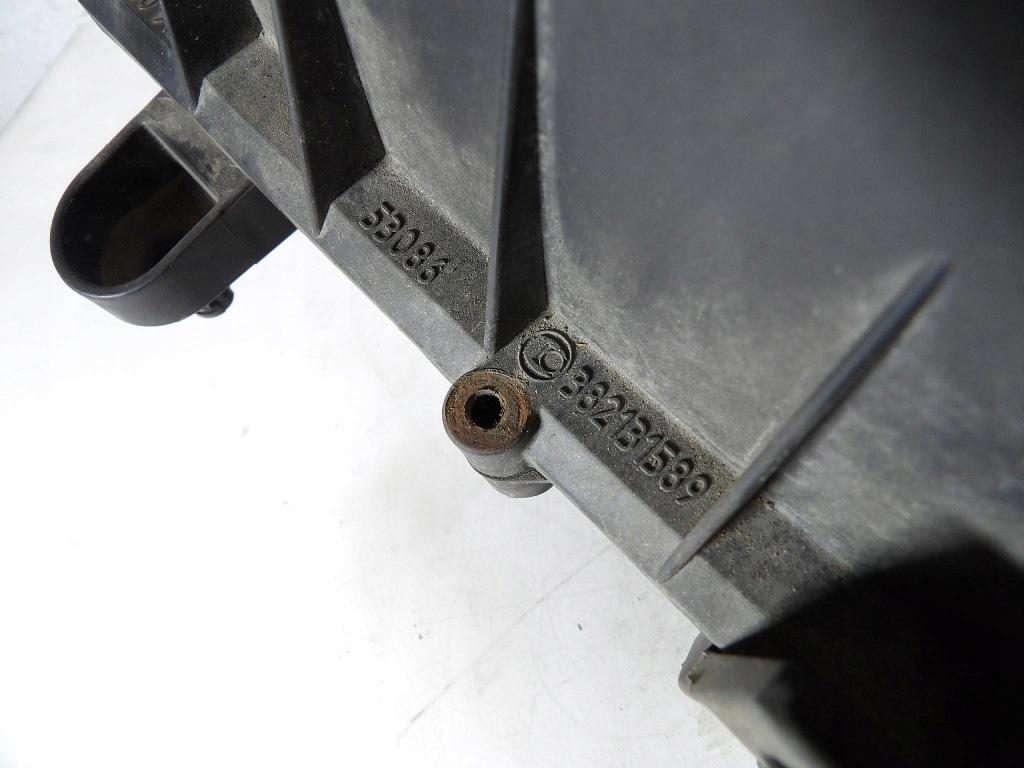 OPEL VECTRA C 1.9CDTI Gehäuse filter luft 382131589