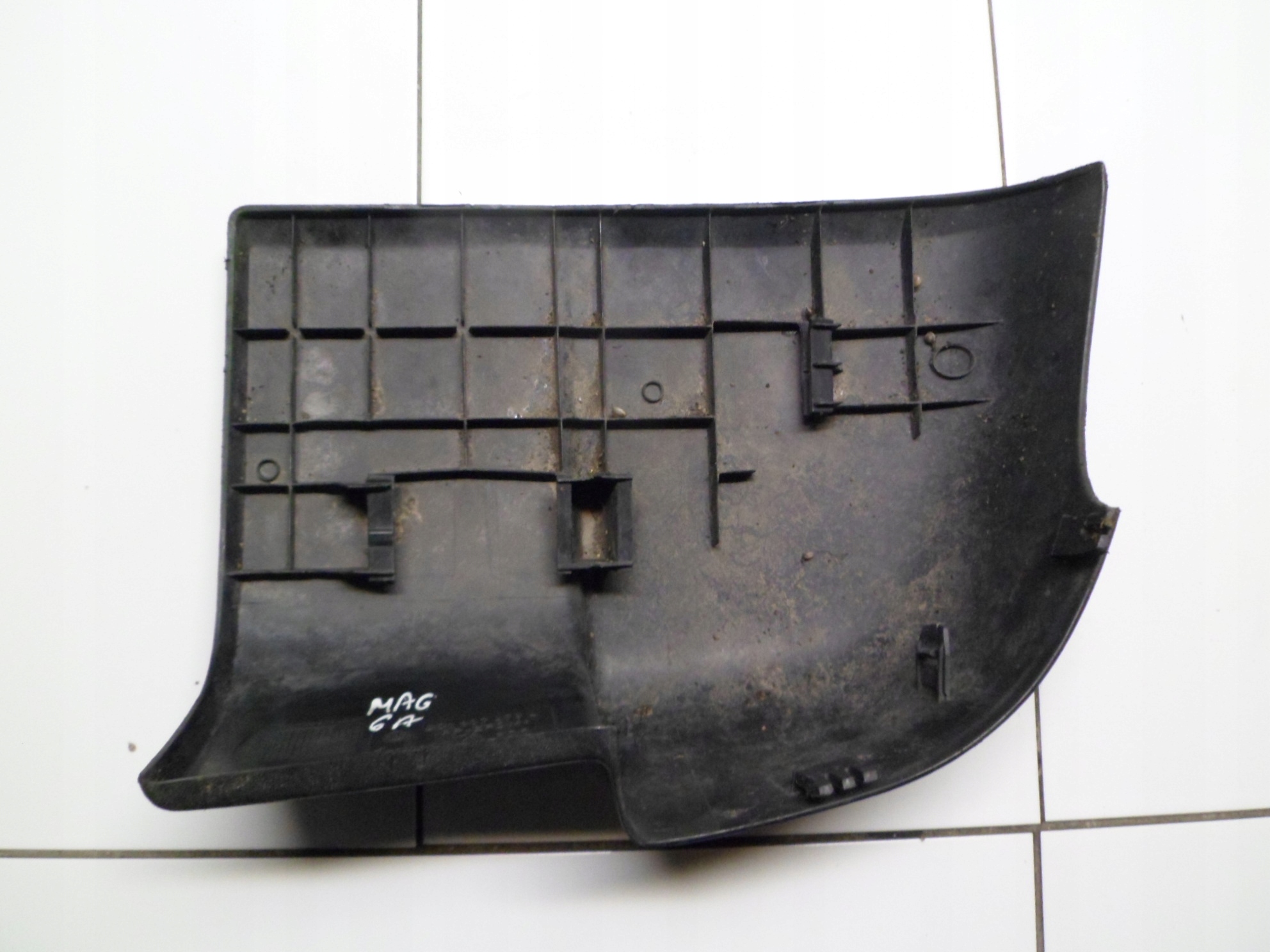 VW VOLKSWAGEN LT Ecke der Stoßstange links heck 2D1807473L