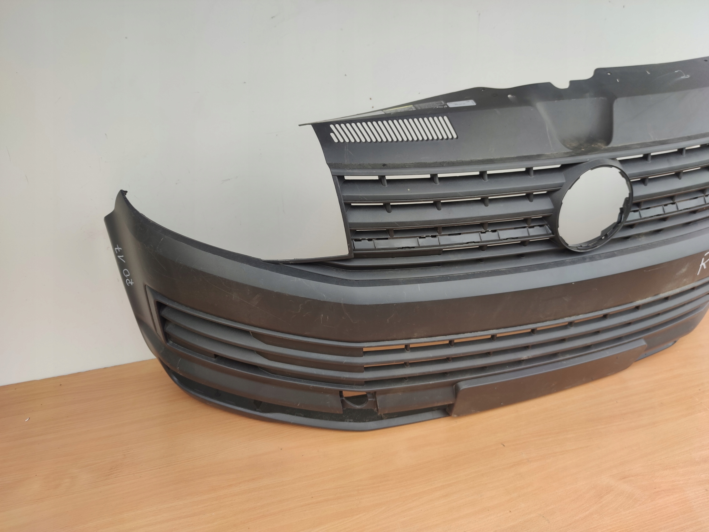 VW TRANSPORTER T6 7E bumper front original