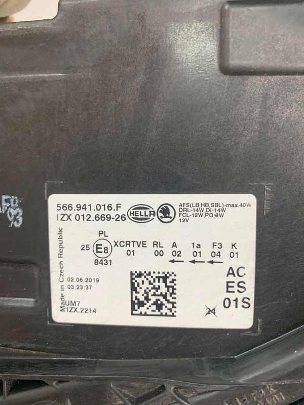 Seat Ateca 20r FL Reflektor right light right 2020 Lift 576941032B