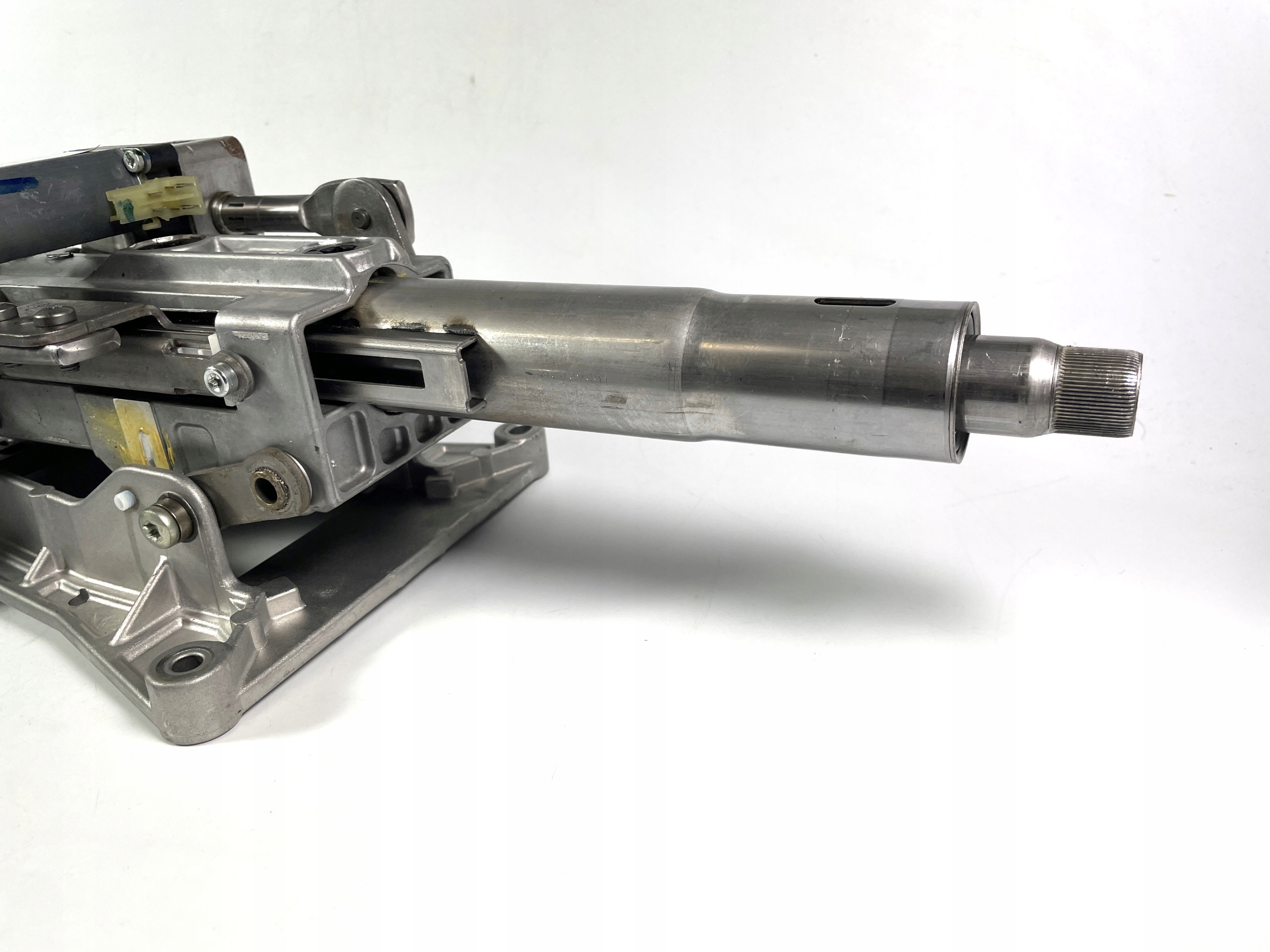 Dodge Challenger 2015-16 steering wheel rod
