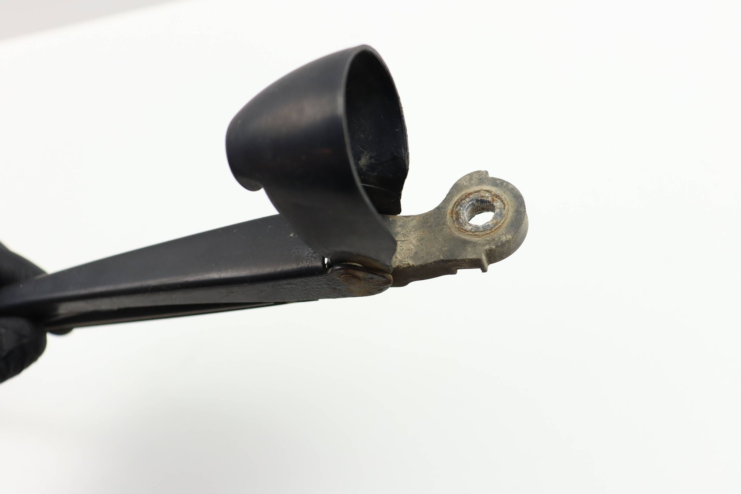 AUDI A3 8L wischerarm Heckwischer heck 8D9955407A
