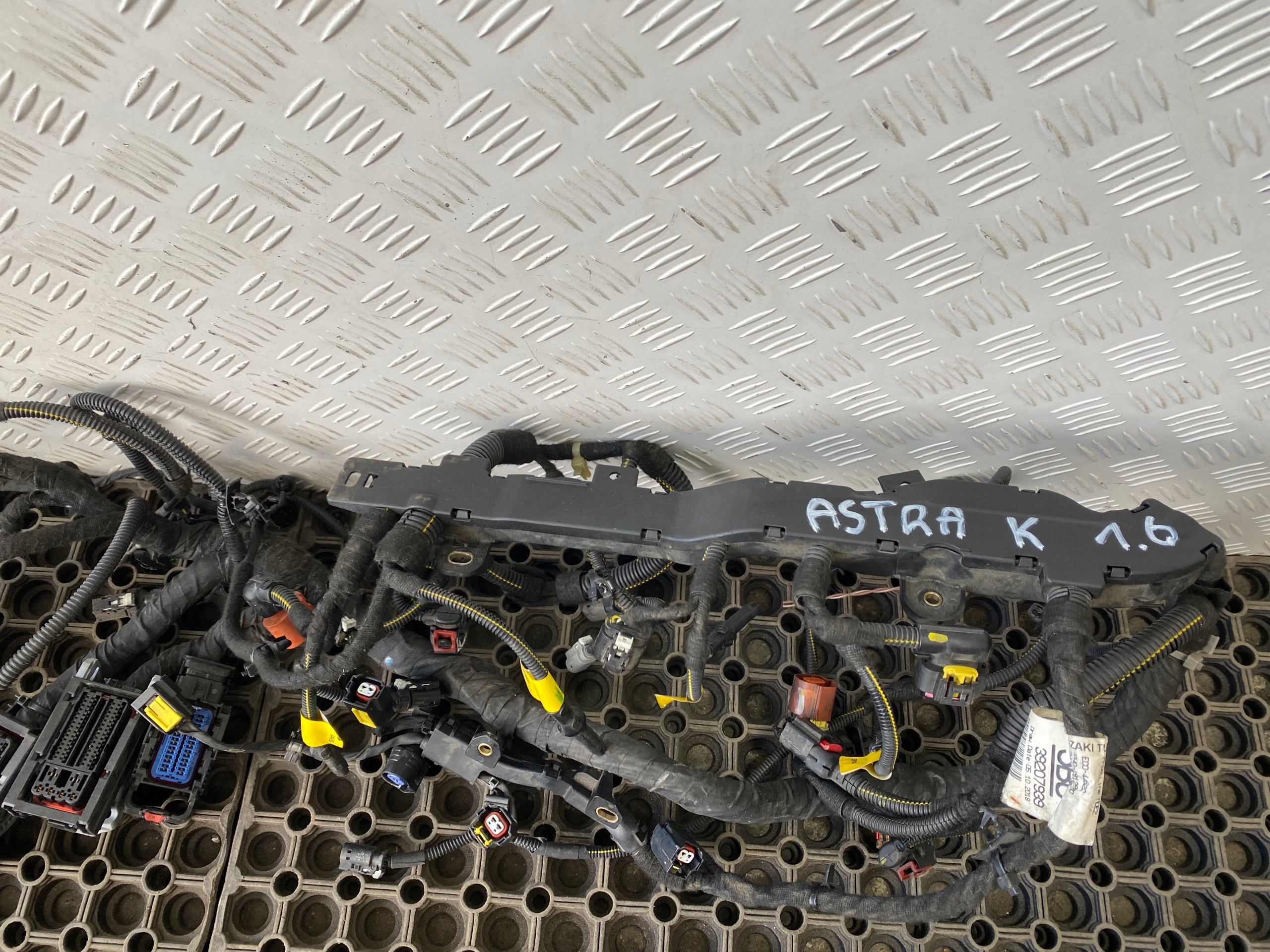 OPEL ASTRA K 15-21 1.6 CDTI bundle motor wiring 39207939