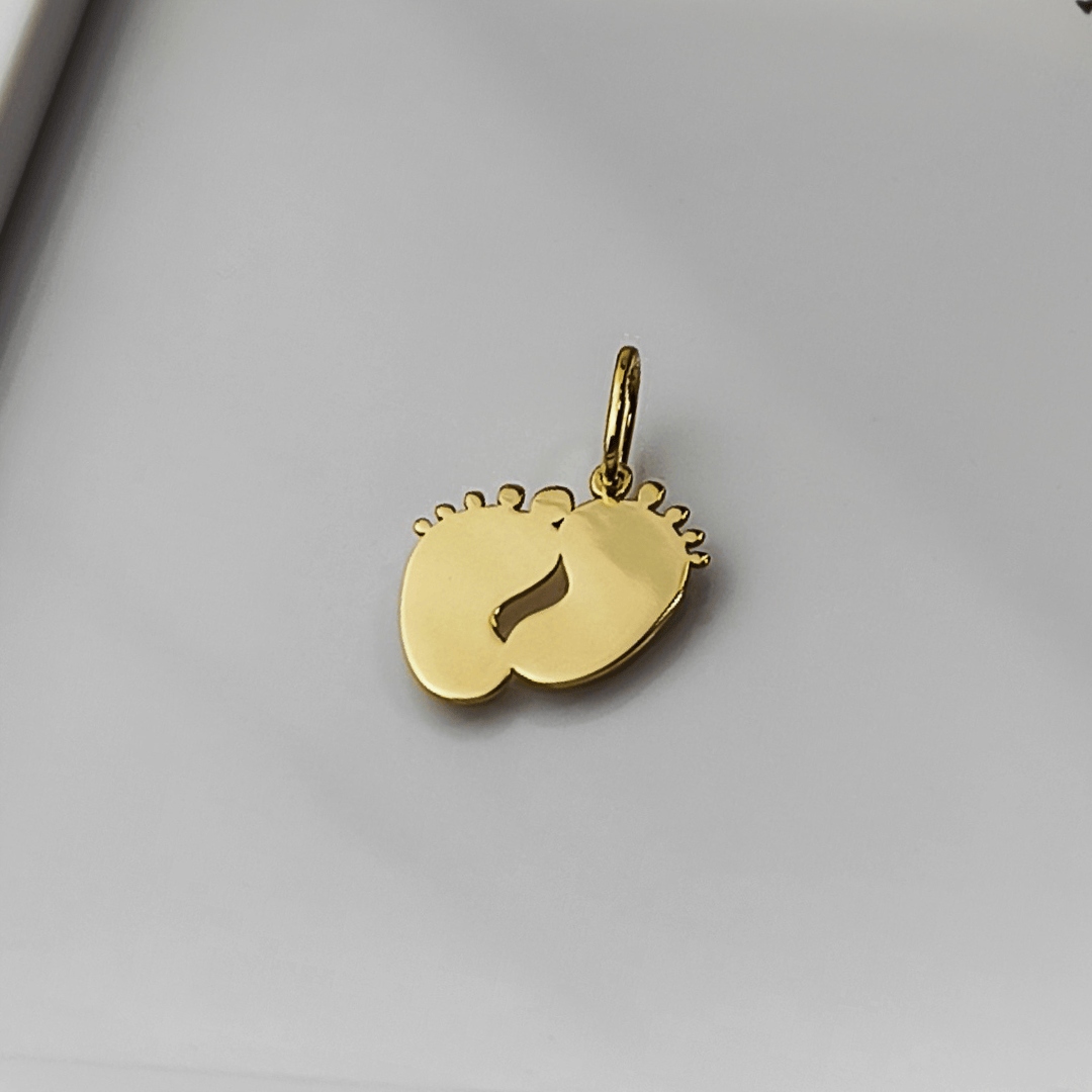 Zlatý přívěsek na nohu – možnost gravírování – pr.585