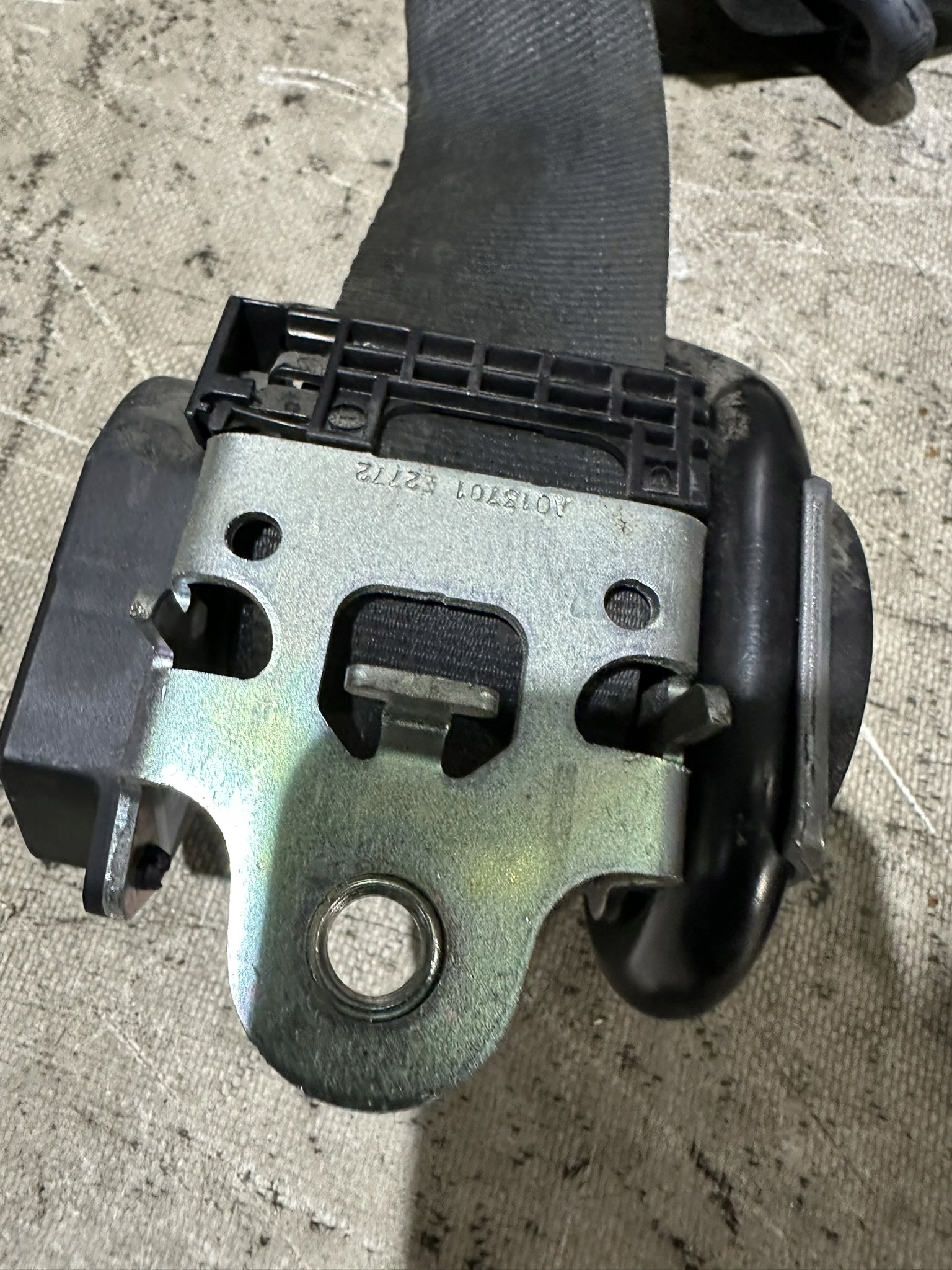 seat belt right front FIAT DOBLO II 735504159
